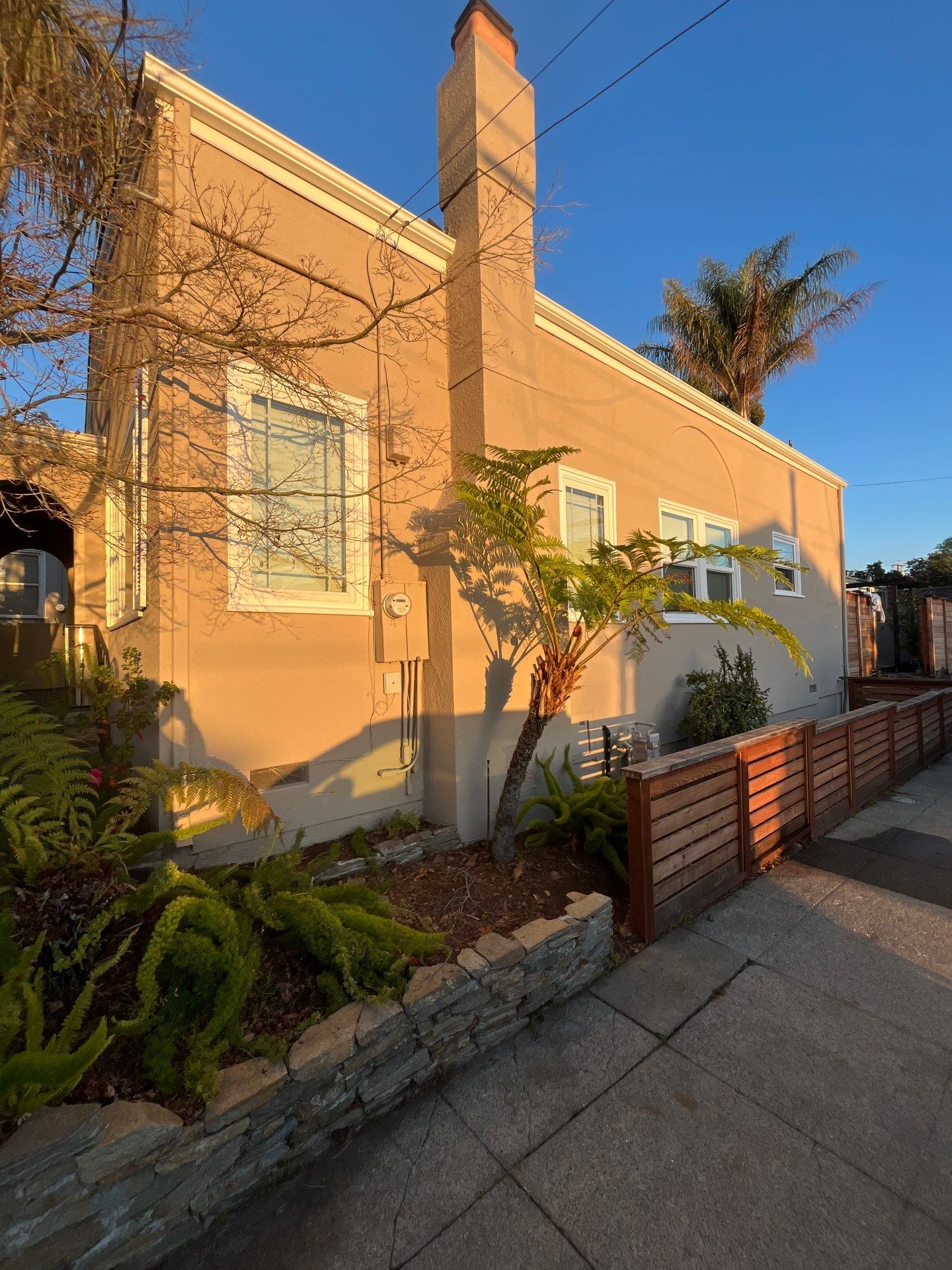 Exterior Painting using Sherwin-Williams  by Herrera’s Bay Area Painting inc.