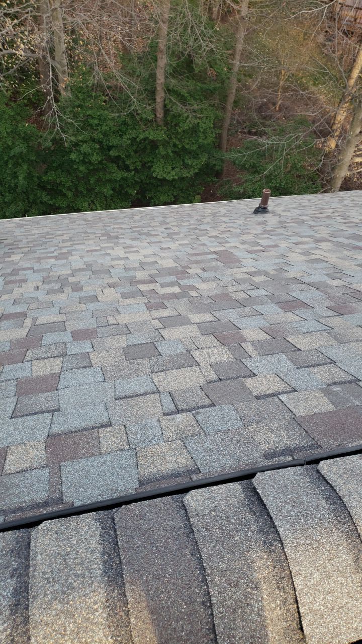 Fairfax Station: CertainTeed Landmark Pro Designer Shingles in Max Def Weathered Wood by RM Banning, Inc.