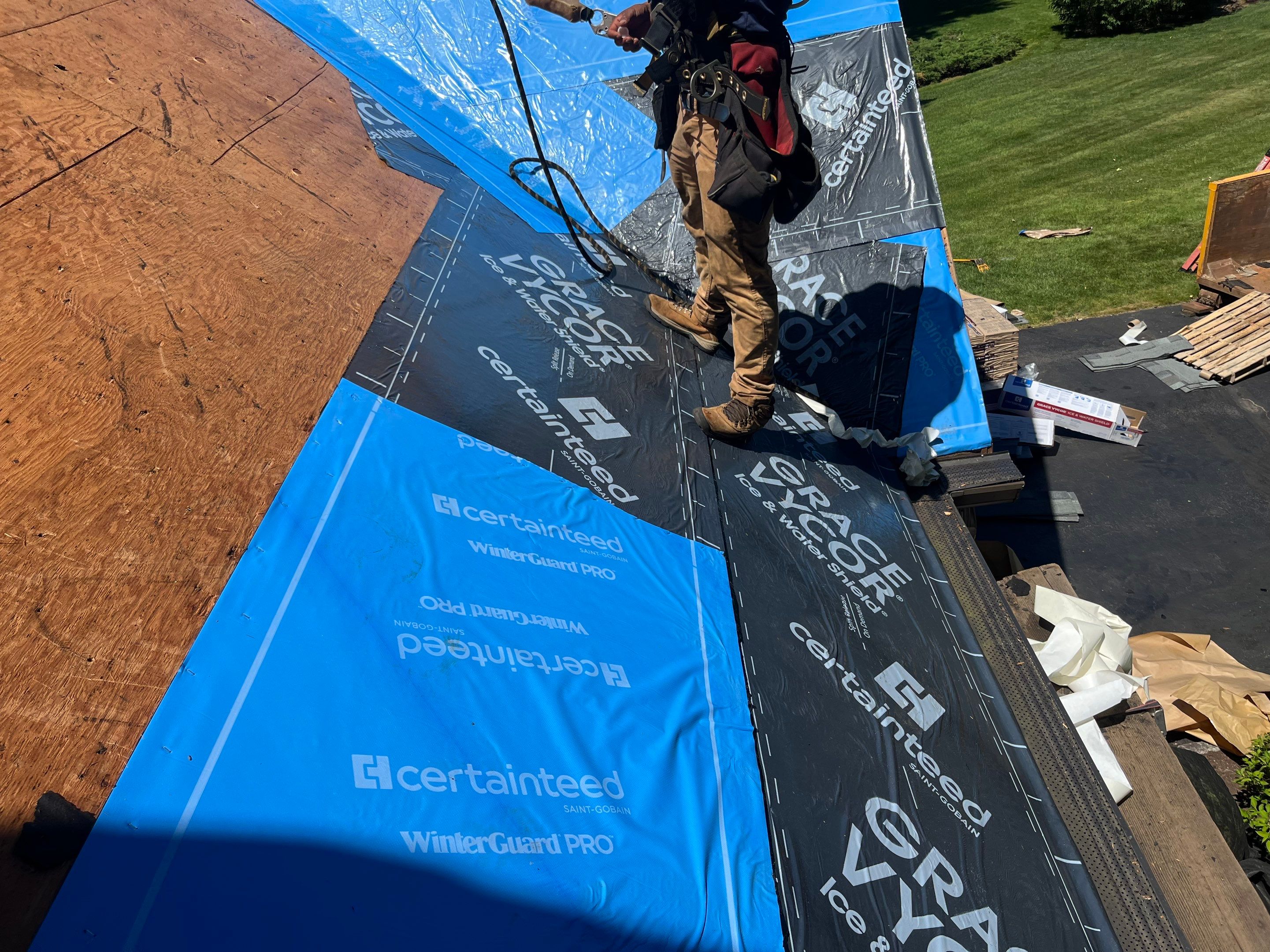 DiGiorgi does a brand new roof in Cheshire, CT by DiGiorgi Roofing and Siding Inc