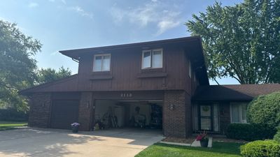 Turtle Shell gutter protection installation in Schaumburg, IL 60193, photograph 2