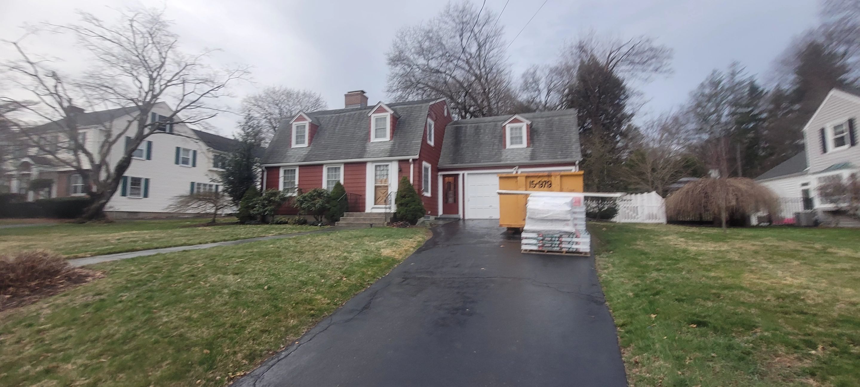 Show stopping shingles professionally and efficiently installed by DiGiorgi Roofing & Siding INC by DiGiorgi Roofing and Siding Inc