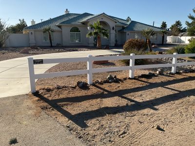 Fence Installation using Ranch Style Vinyl