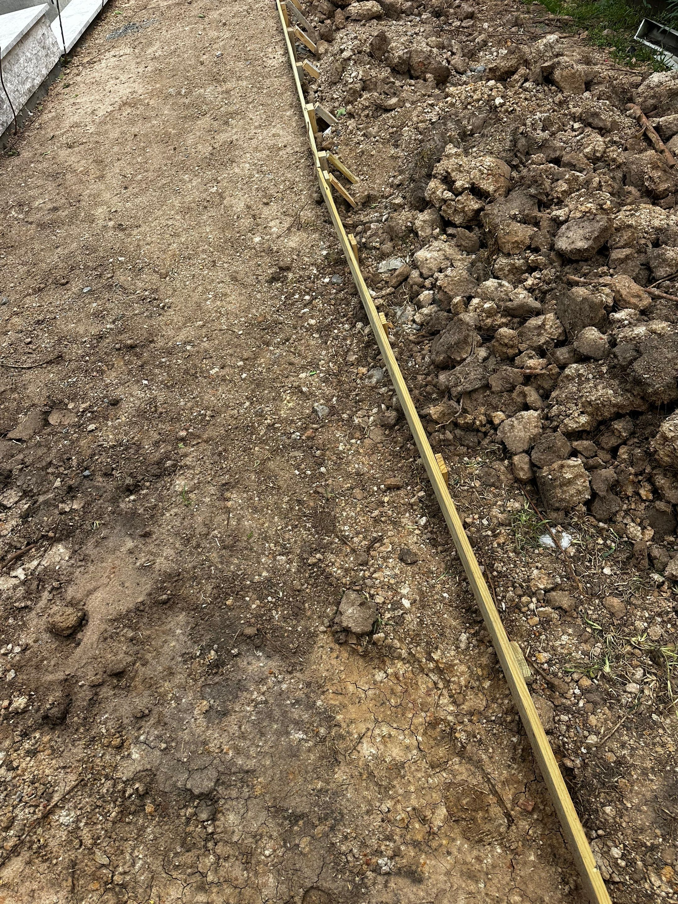 Pool, Patio Cover and Summer Kitchen in Creekside by SophAlx LLC