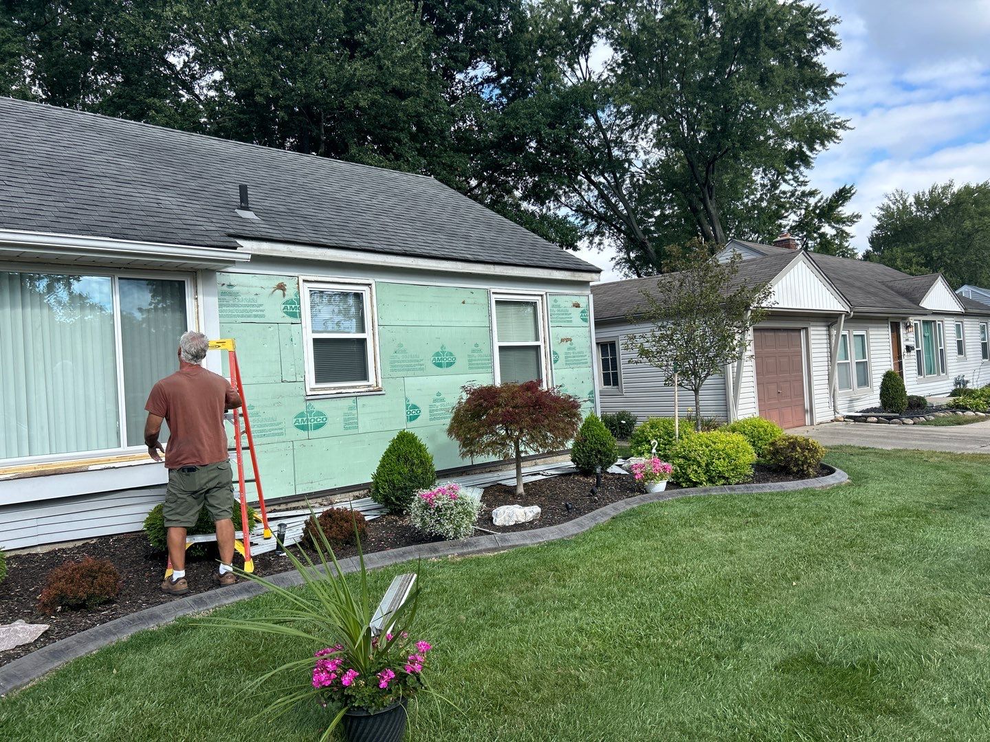 Siding Replacement using Alside Odyssey D4" by 180 Contractors