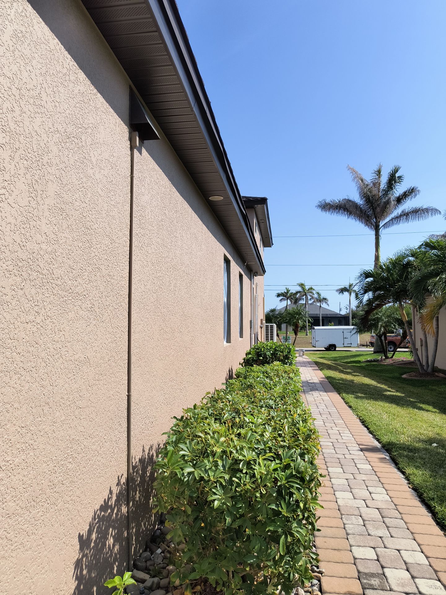 Replace Bronze Soffit and Fascia in Port Charlotte FL by Gutter Professors