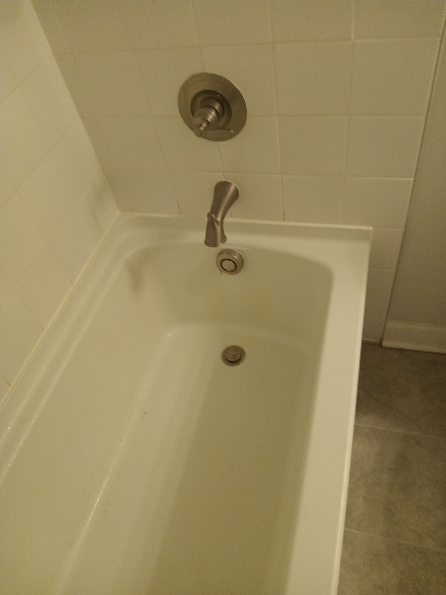 Deep Cleaning – Stove, Bathrooms & Windows by B&L LABOR SERVICES LLC