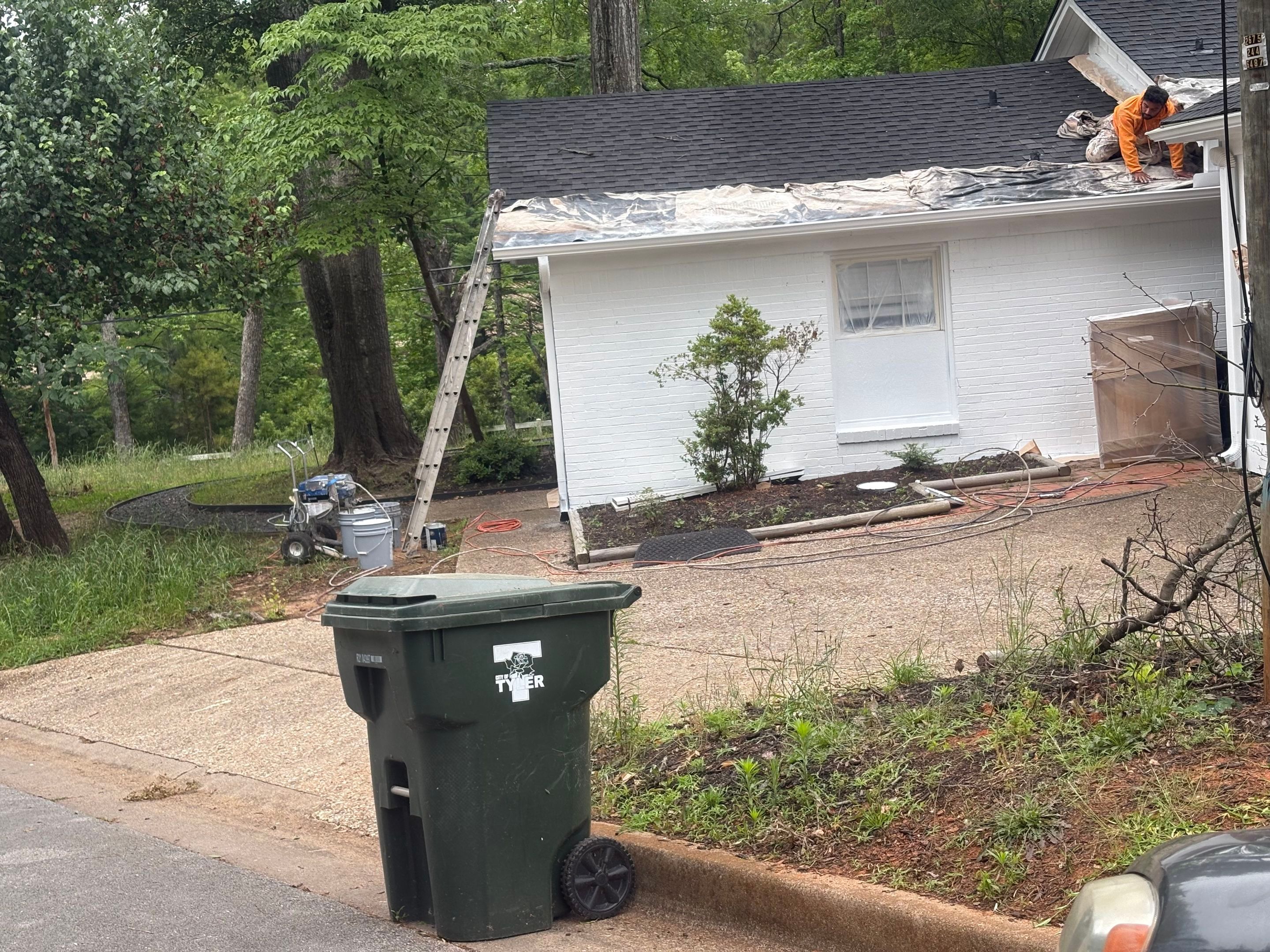 From Gray to Modern White: Exterior Repaint in Tyler, TX by Quality Coats Painting