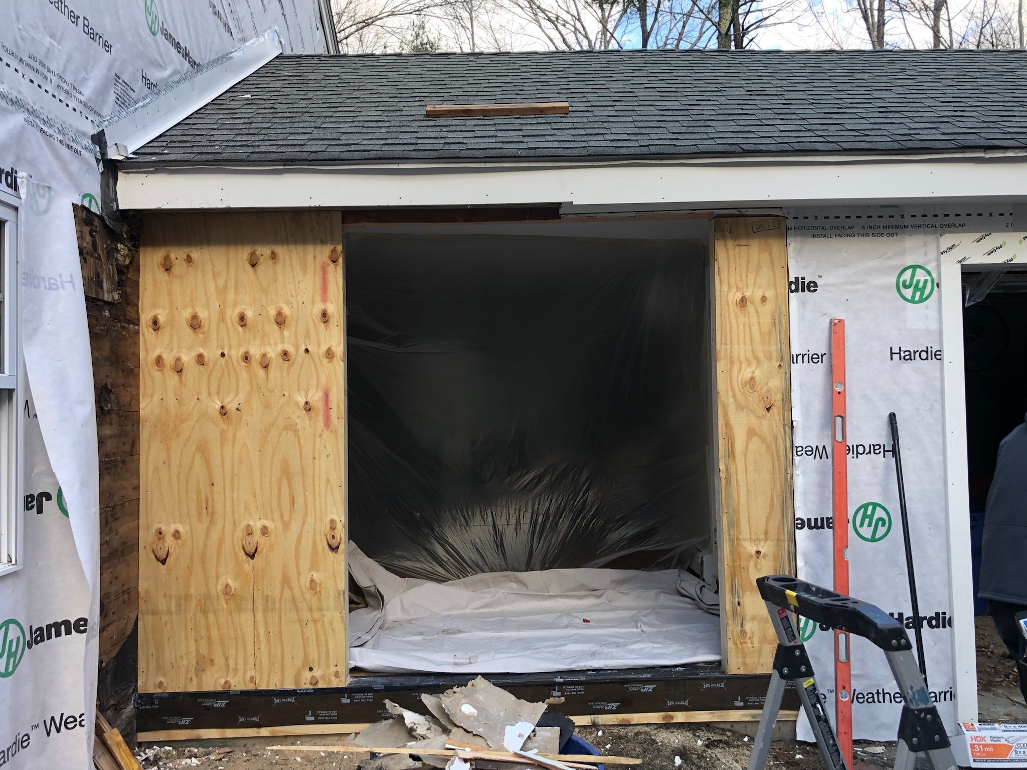 Exterior remodeling in Carlsile, MA by UBrothers Construction