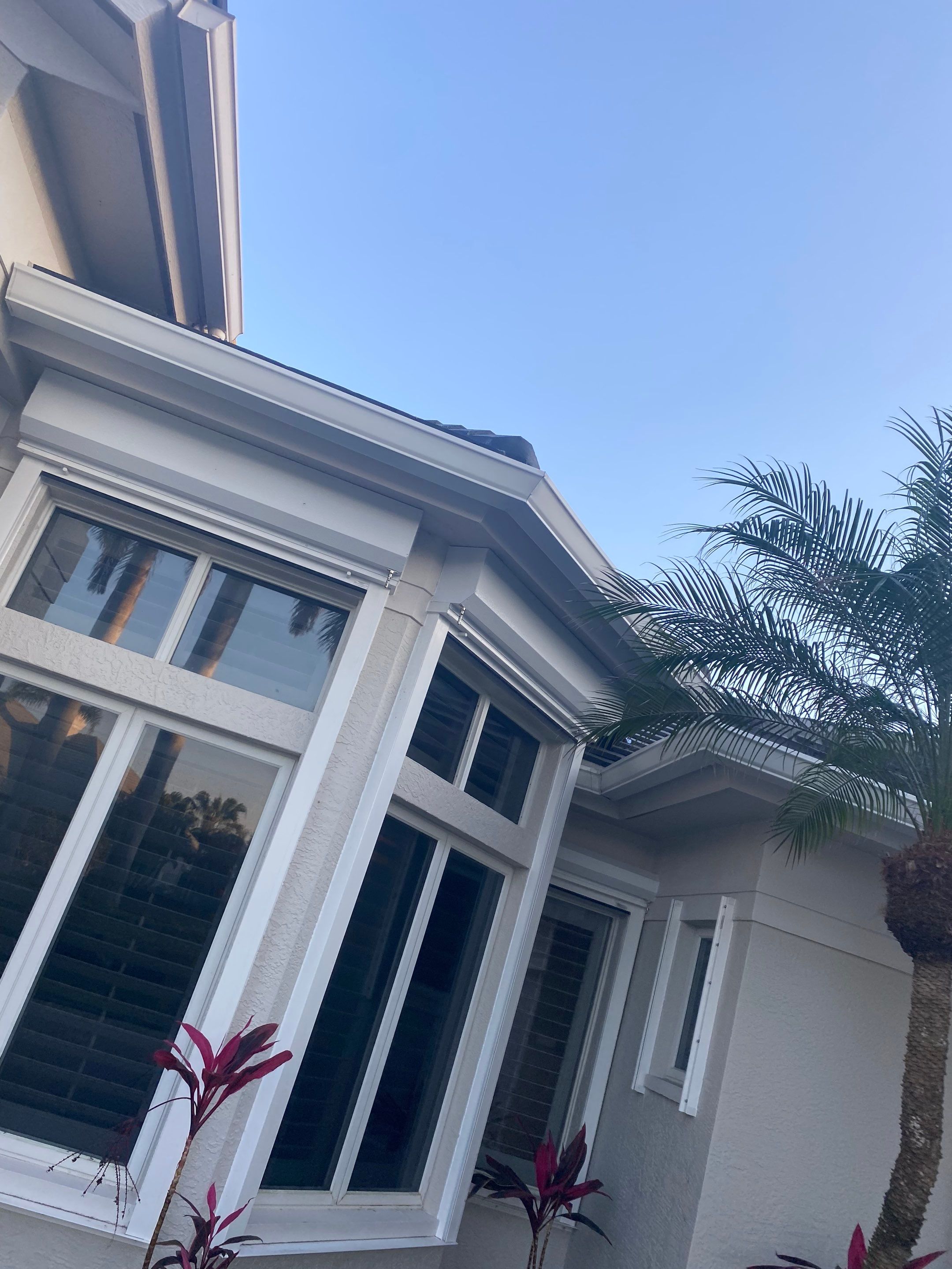 7-Inch Seamless Gutters for Luxury Homes in Naples FL by Gutter Professors