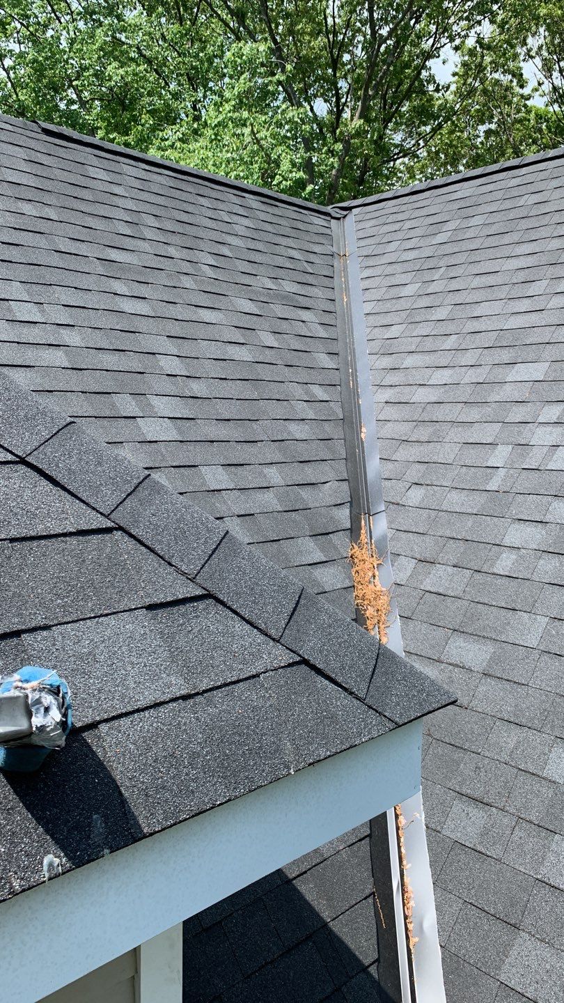 Residential Roofing Installation using Owens Corning TruDefinition Onyx Black by A Plus Exterior