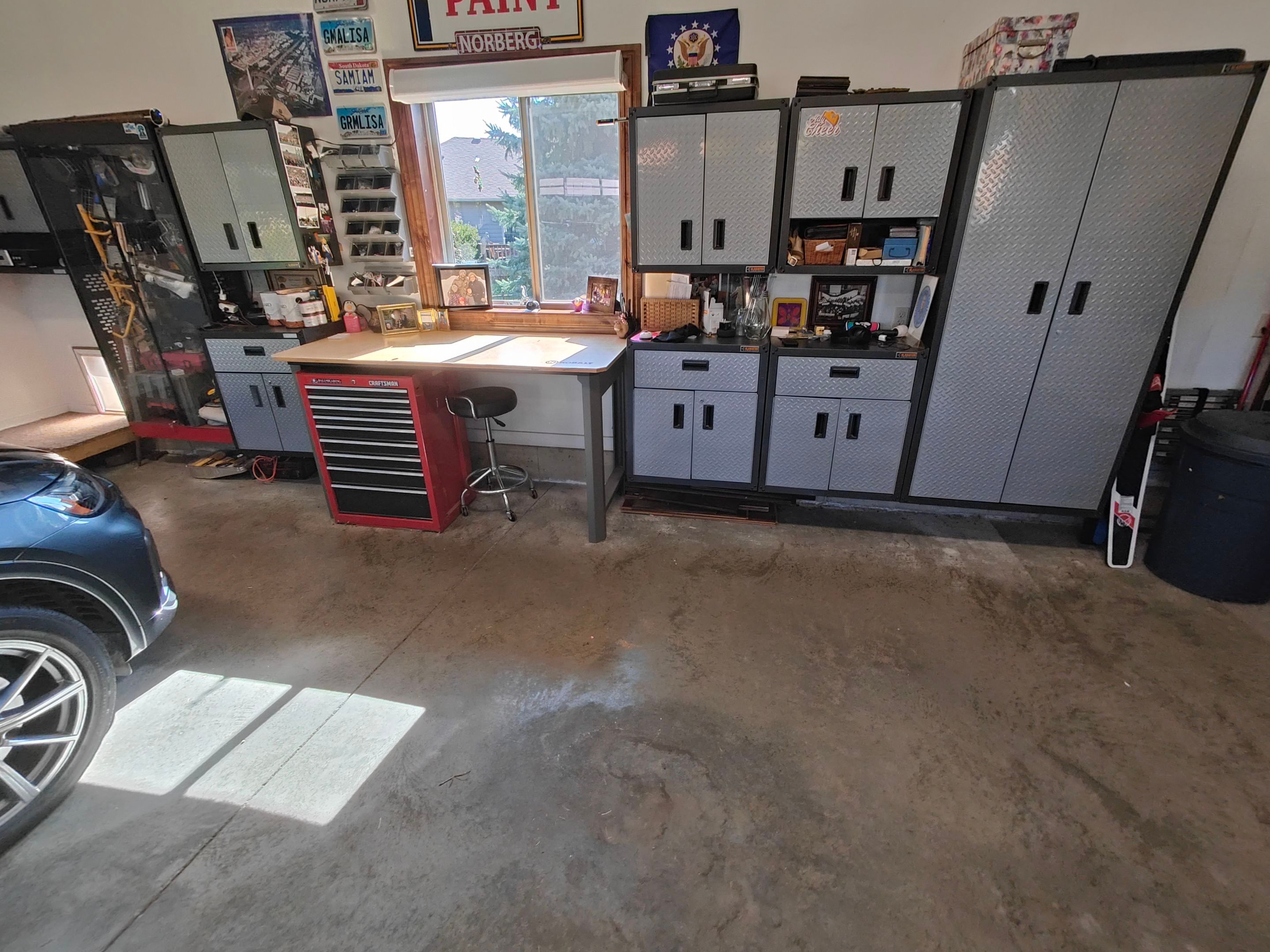 Garage Floor Coating and Domino Flake Finish in Sioux Falls by Select Painting, Coatings & Garage Cabinets