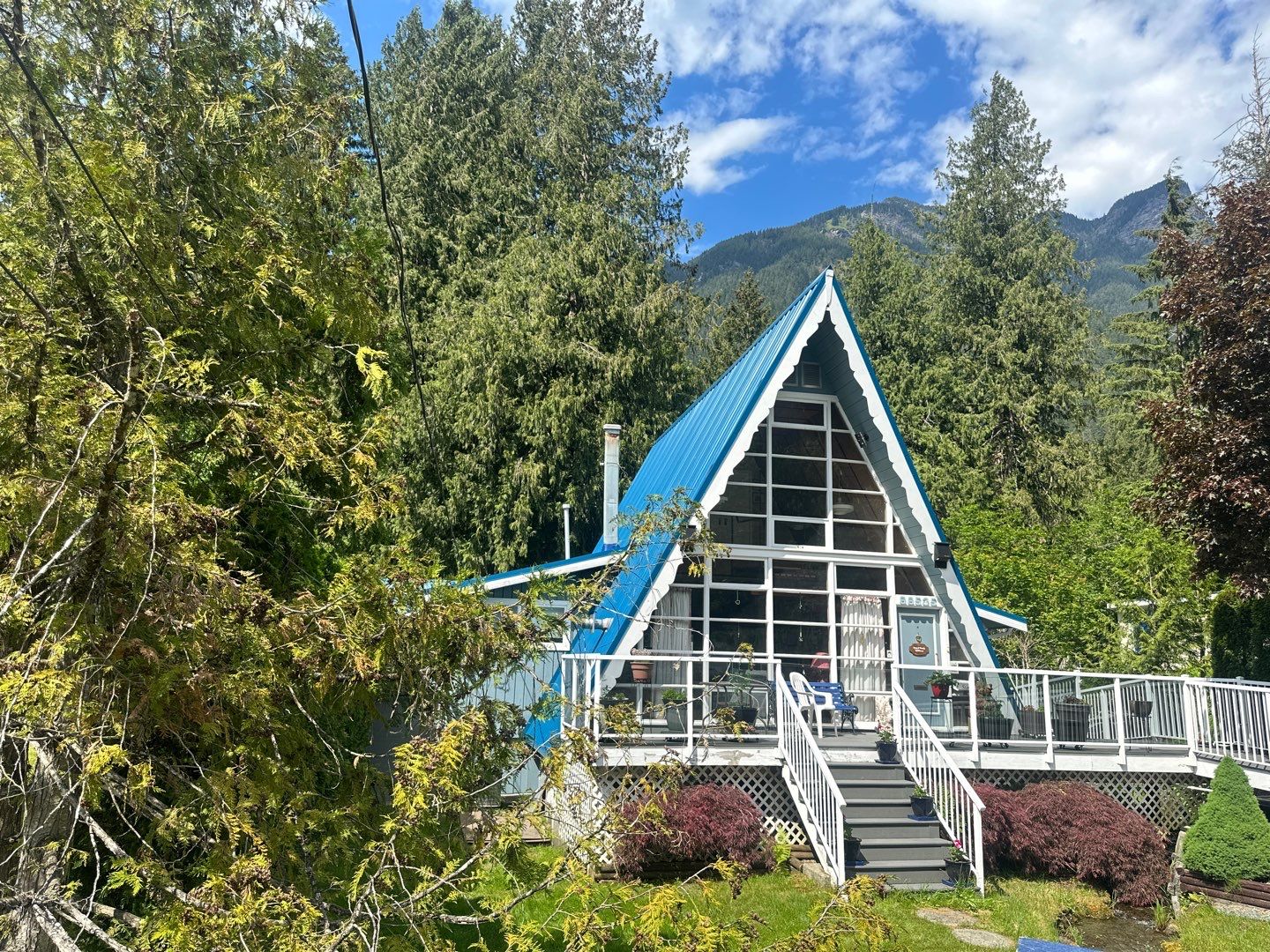 Residential ReRoofing Installation using Duraclad 26ga by Top Notch Roofing Inc