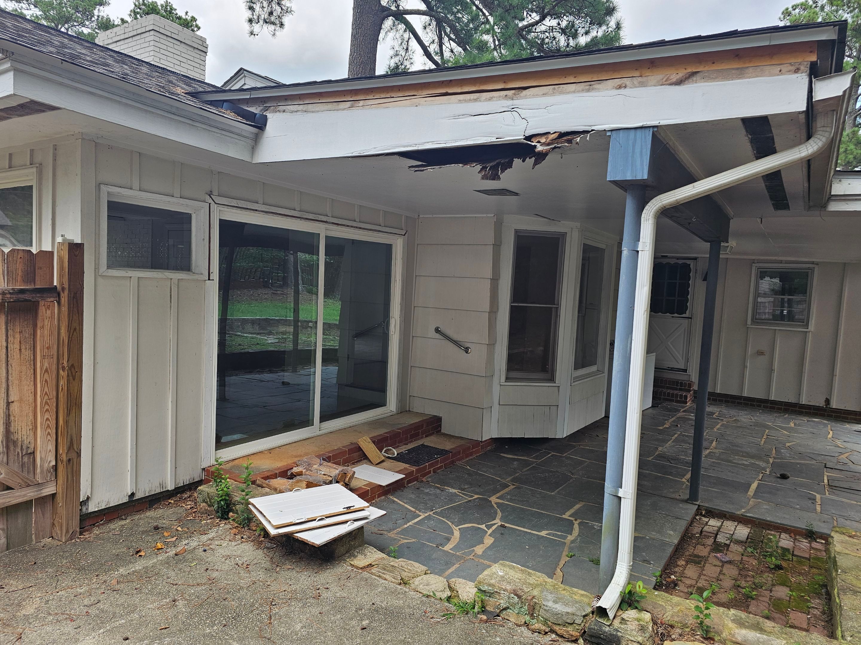 Fascia Repair by Billy Weatherspoon Contractor