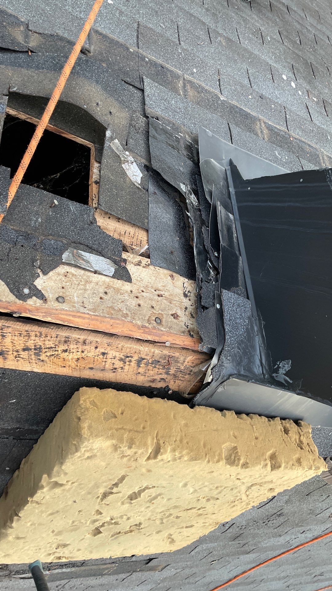 Roof Replacement using CertainTeed Landmark by 180 Contractors