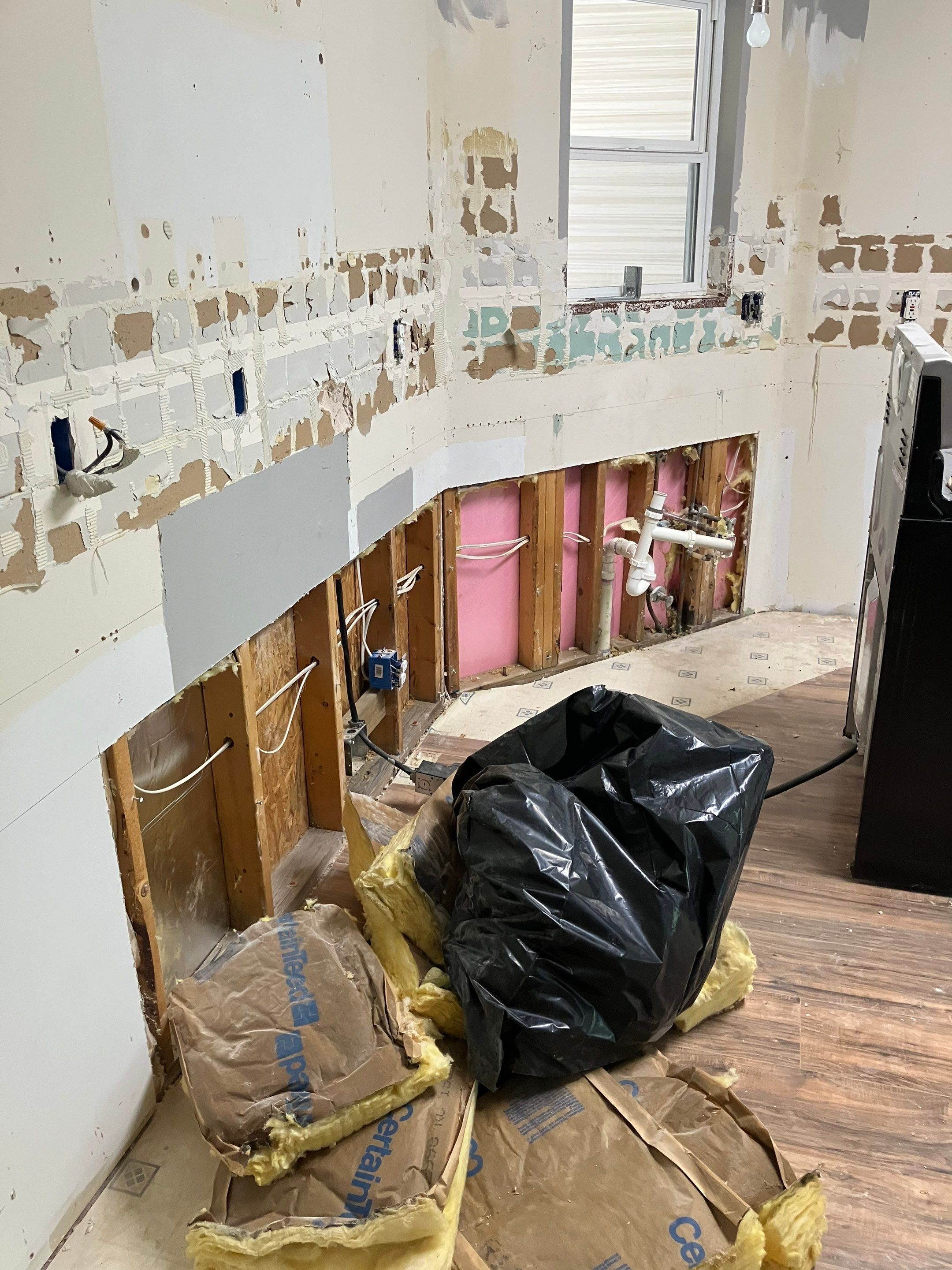 A Beautiful Kitchen Transformation by Kitchen Works LLC