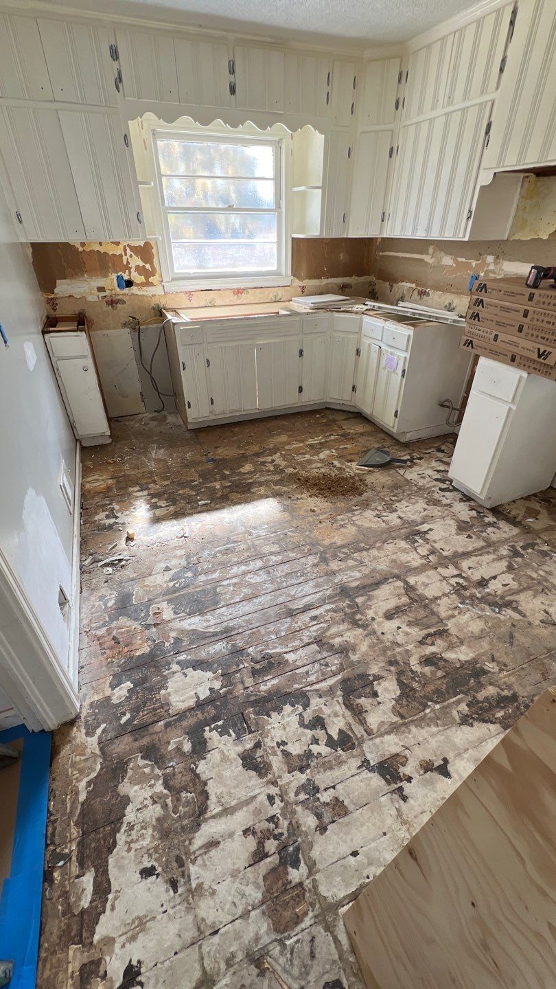 Marietta Interior Renovation Featuring Kitchen, Bathroom, and Hardwood Flooring Upgrades by Swift Home Renovations