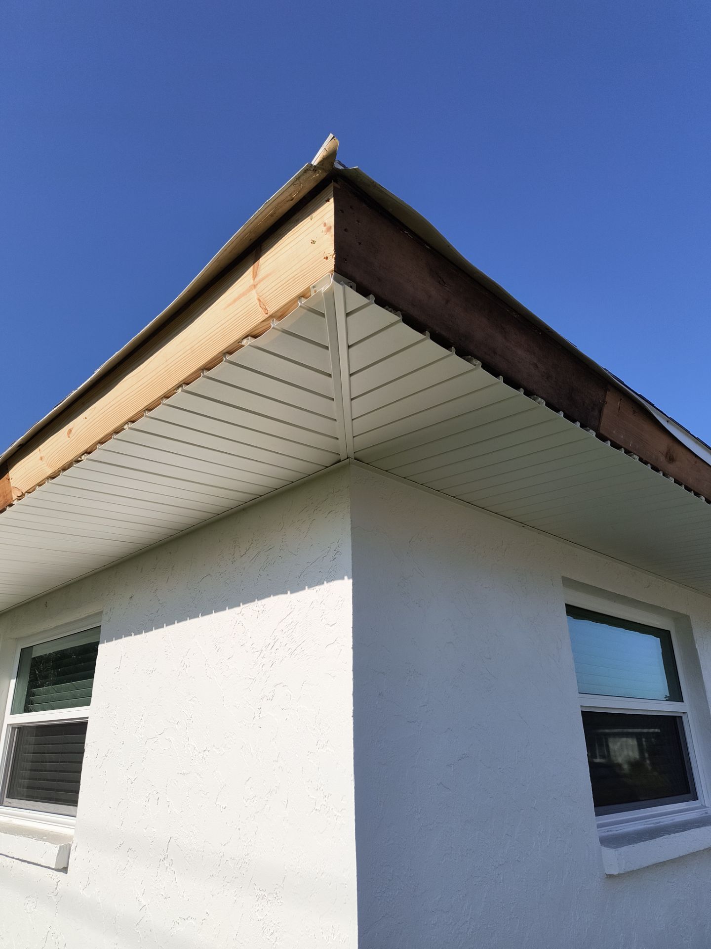 Aluminum White Soffit Installation in Sarasota FL by Gutter Professors