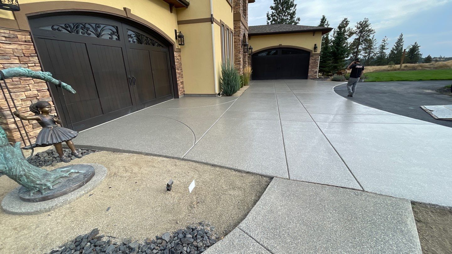Driveway using Trail Mix 1/8" Chip by Croc Coatings, LLC