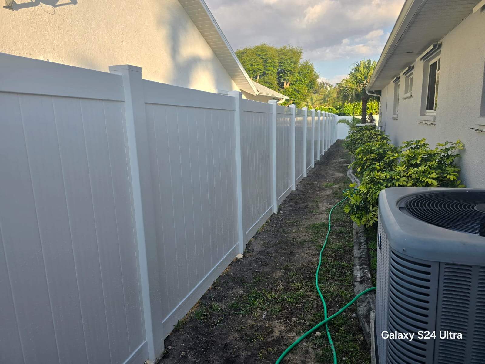 Full Residential Vinyl Privacy Fence Installation in Cape Coral by True Fence LLC