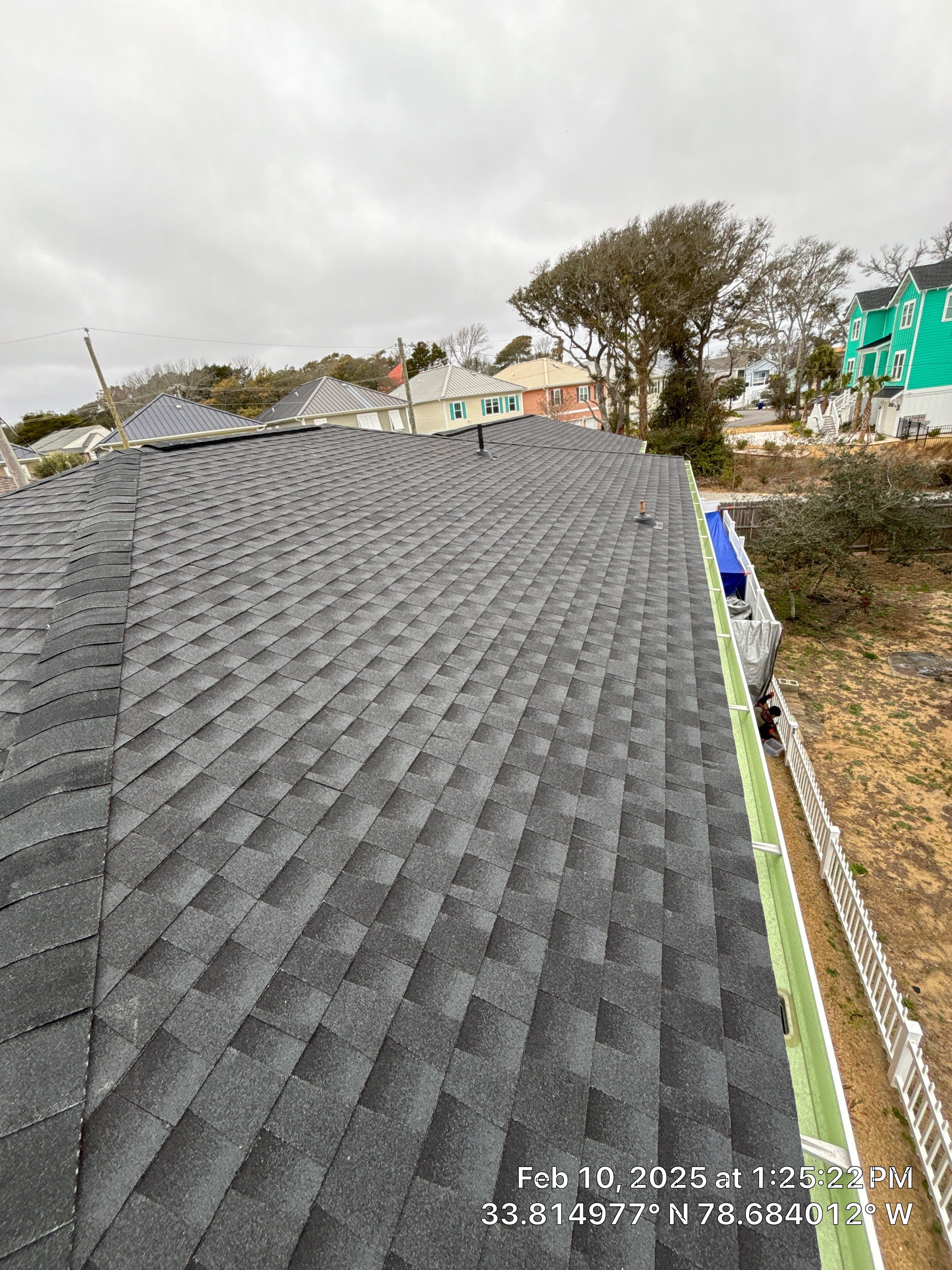 GAF HDZ - Charcoal by Linta Roofing Inc