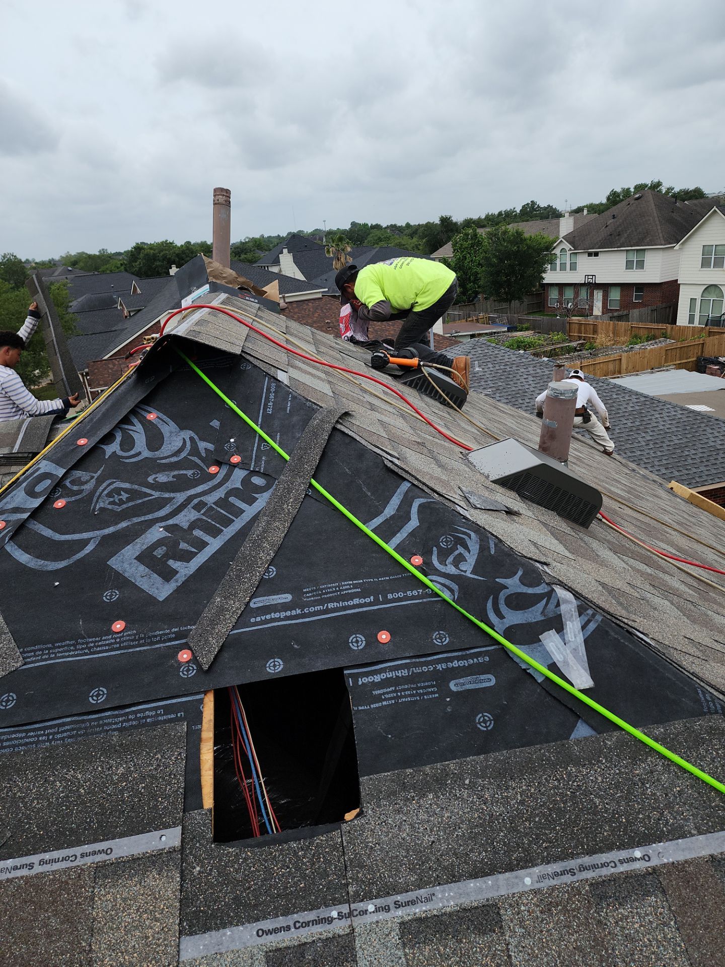 Residential Roofing Installation using Owen's Corning Duration (Lifetime) Shingles by Roof Repair Company