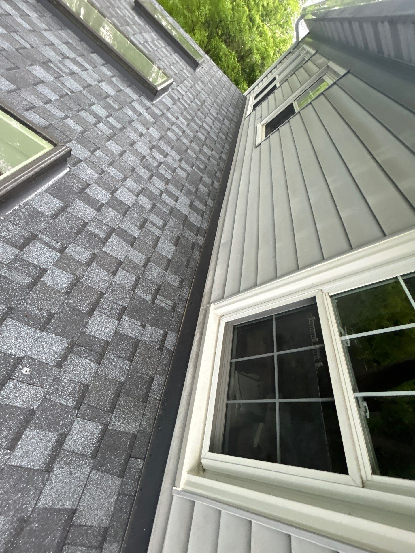 Alexandria: Residential Roof Replacement with CertainTeed Landmark Pro in Max Def Pewter by RM Banning, Inc.