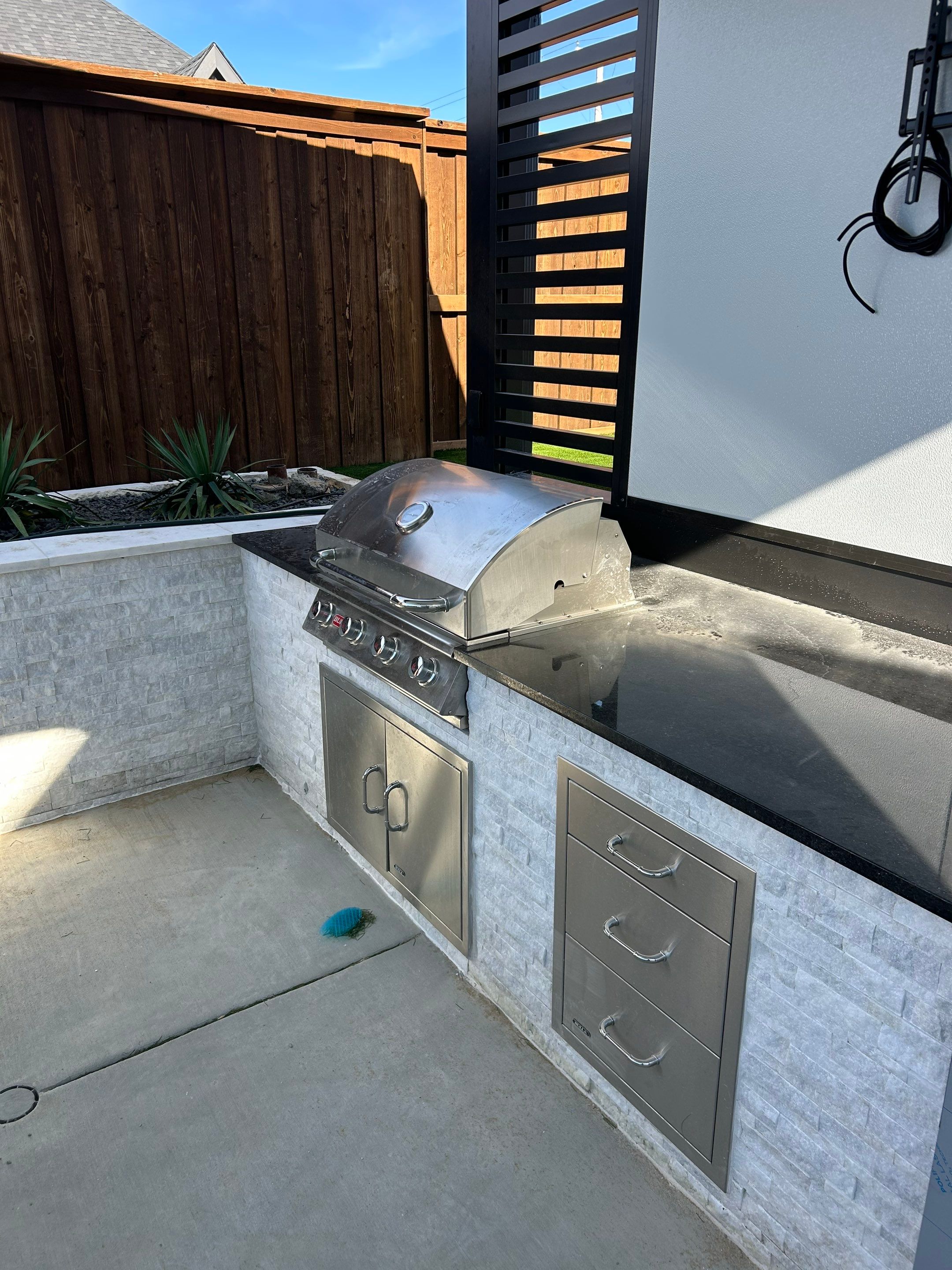 Jumbo Pool, Spa, and Sunken BBQ and Fire Pit by Pinnacle Pools and Spas - DFW