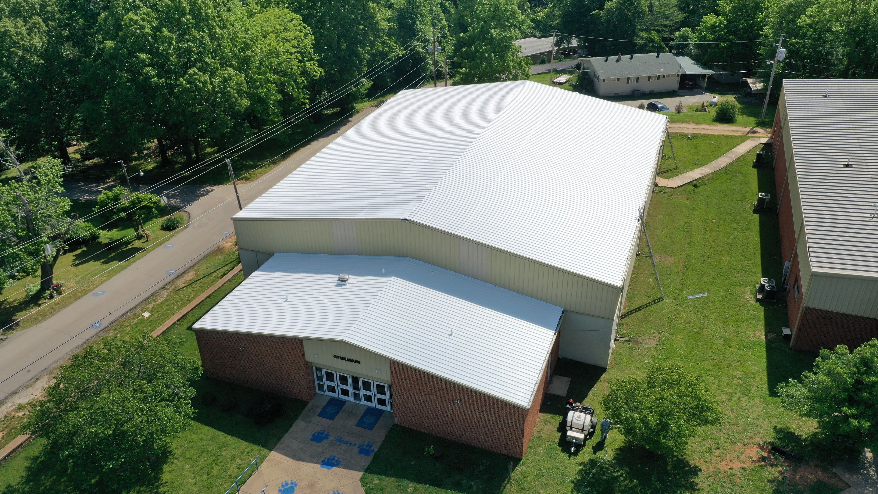 Mammoth Springs Gymnasium by Hostetler Roofing
