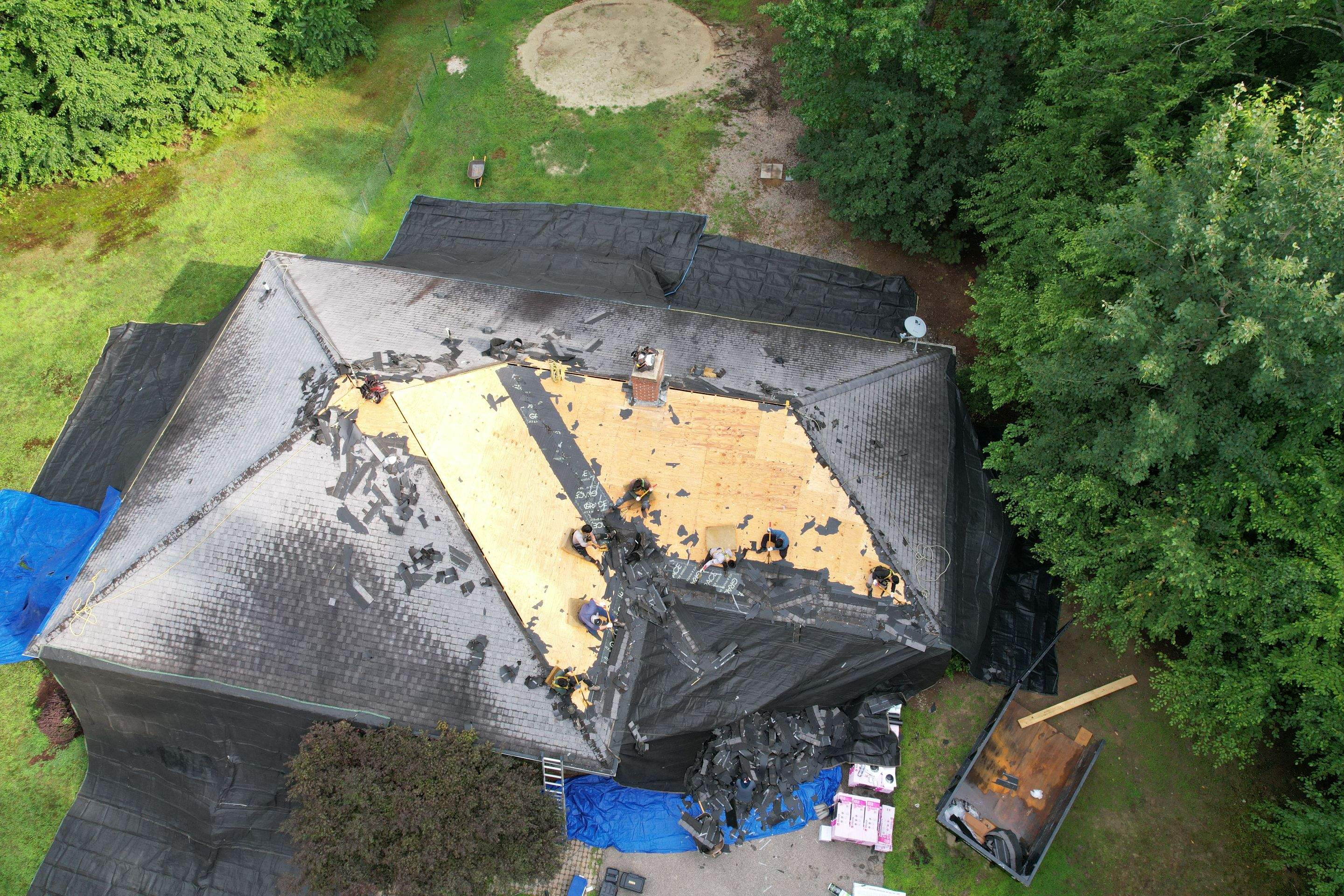Roofing in Beautiful Lee New Hampshire by Tall pine roofing