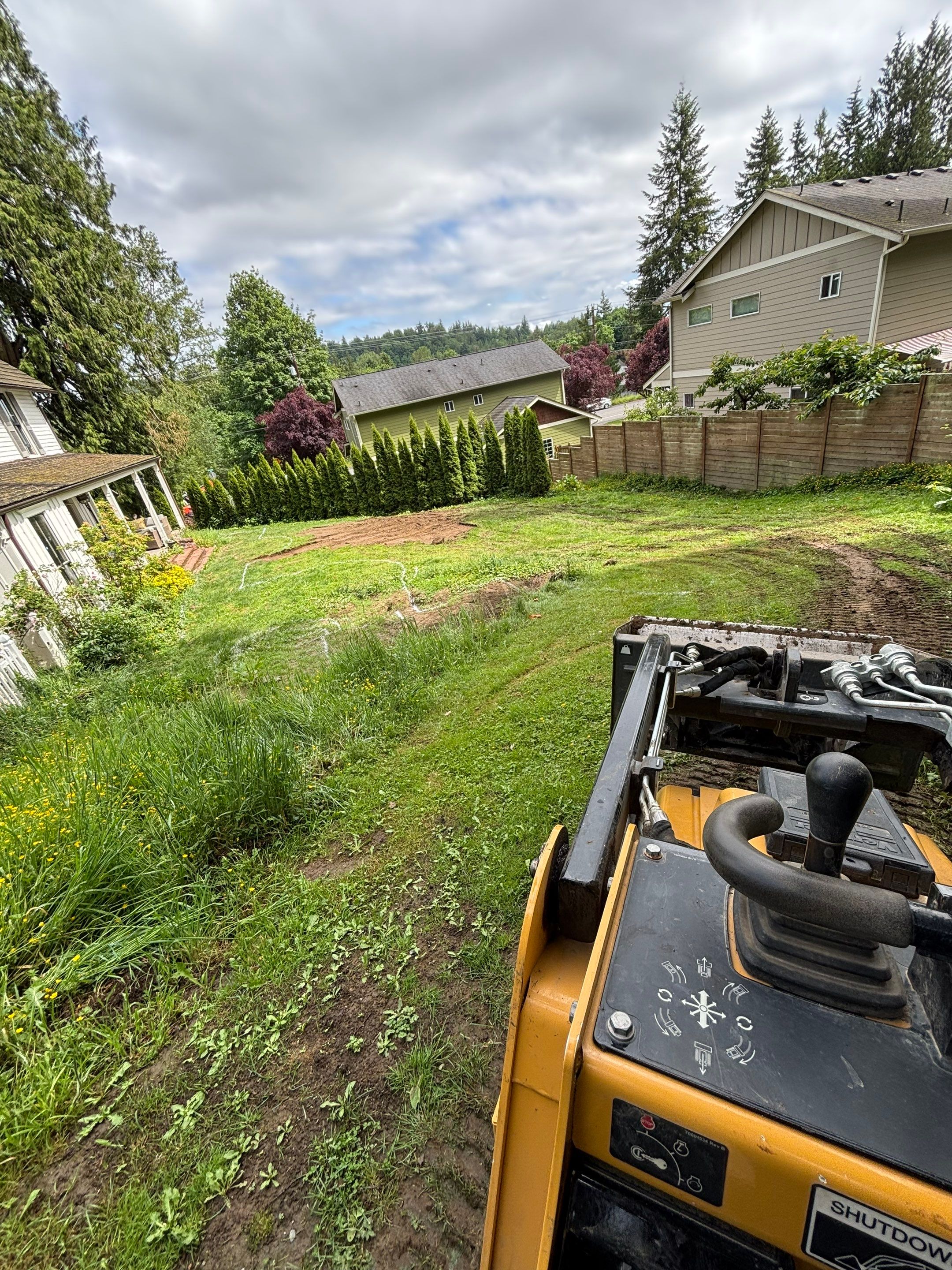 Maple Ave Renovation by Pacific Pine Landscape