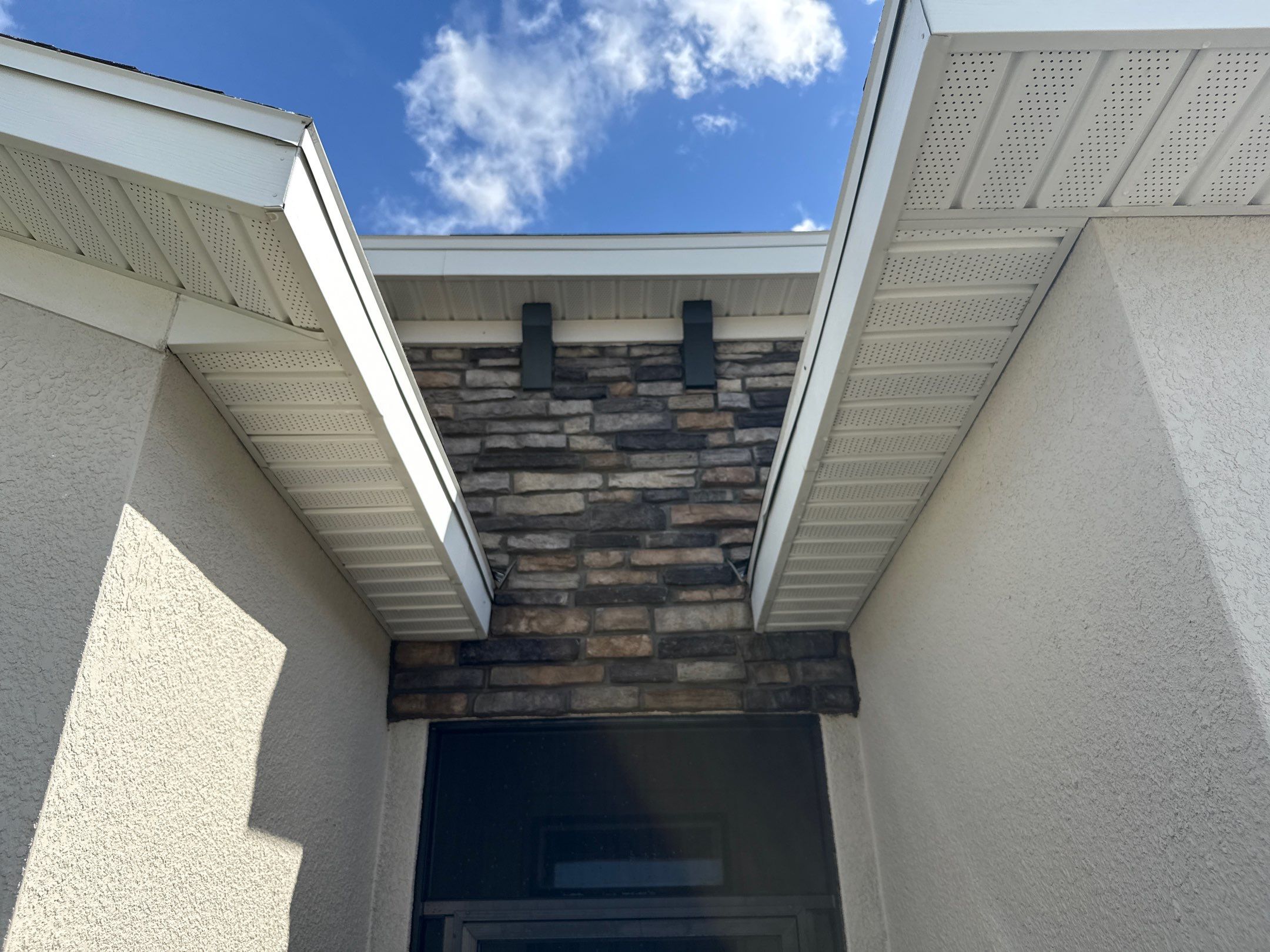 House Wash, Lanai Cleaning & Driveway Washing | Willow Walk Palmetto FL by Sunshine AquaWash