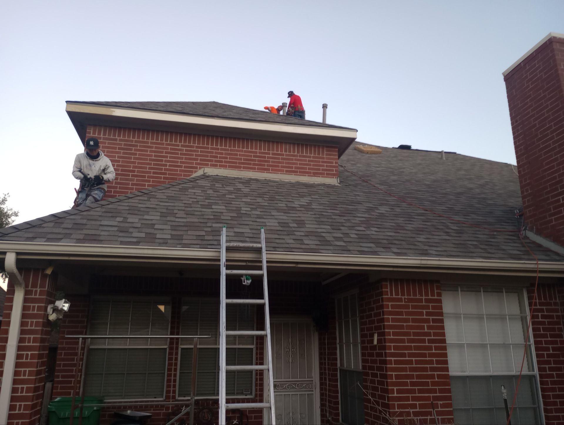 Residential Roofing Installation using Owen's Corning Duration (Lifetime) Shingles by Roof Repair Company