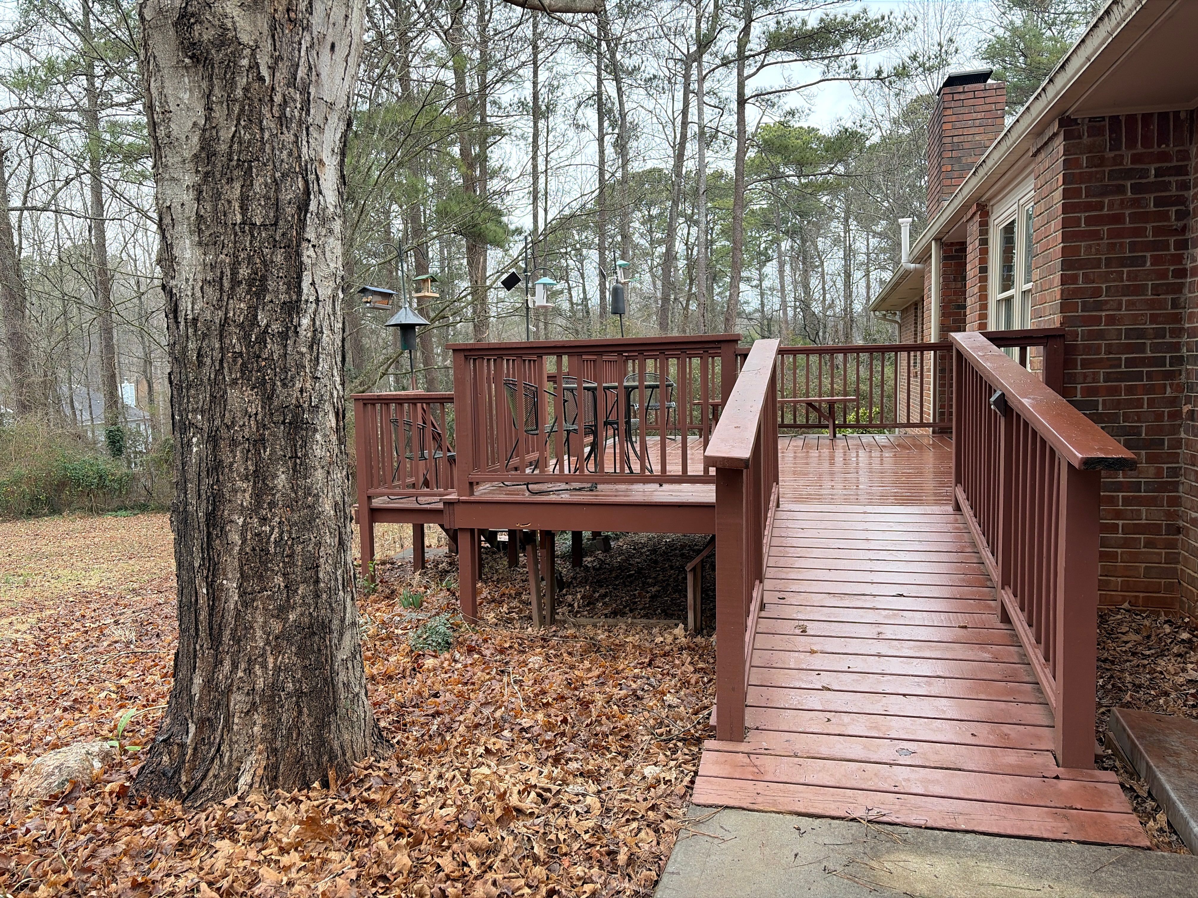 Deck Resurface using Trex Enhance Basic Series in the Saddle Color by Nelson Exteriors 