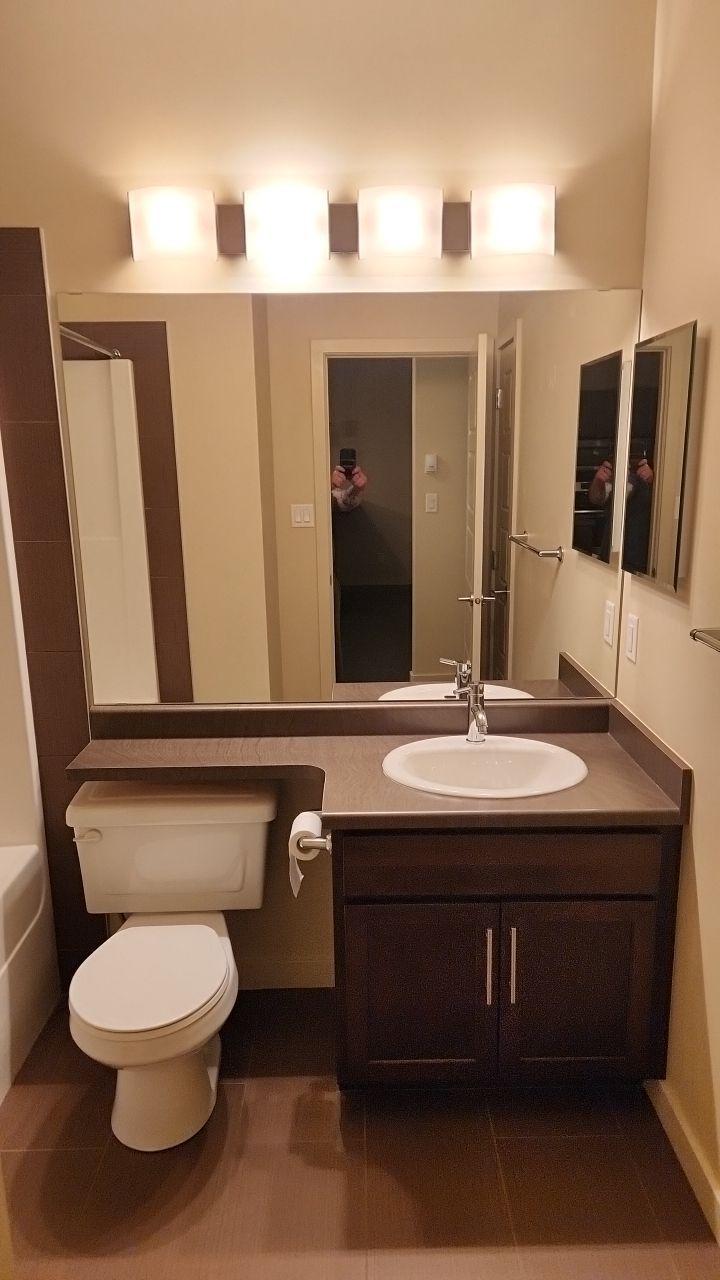 Move Out Cleaning Service by Tidyups Cleaning Service Inc