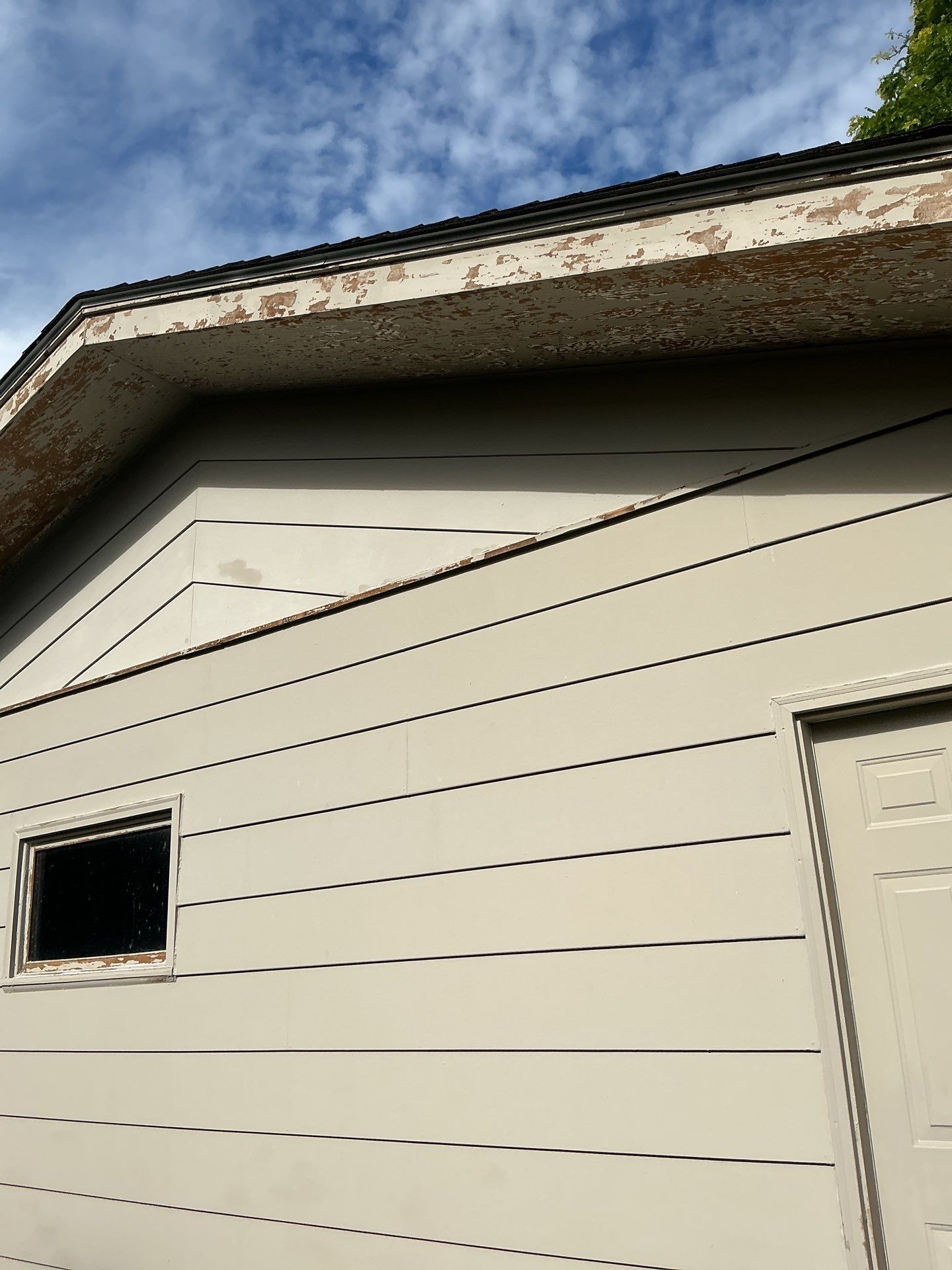 Residential Exterior Repaint in Ames by Midwest Paint LLC