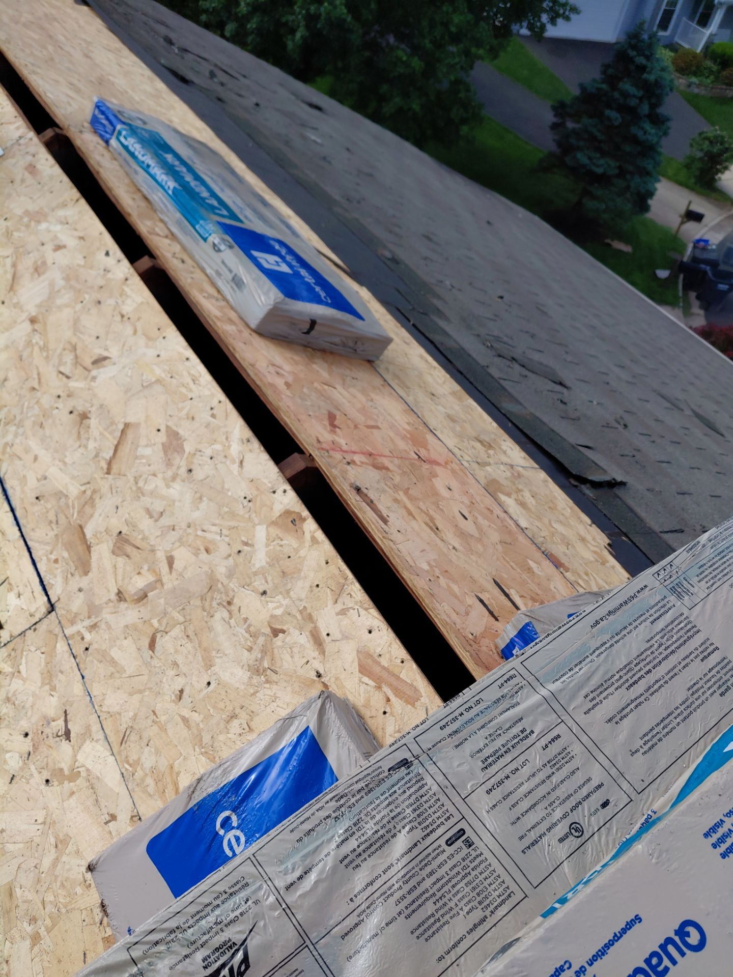 Fairfax: Residential Roof Replacement with CertainTeed Landmark Shingles in Sunrise Cedar by RM Banning, Inc.