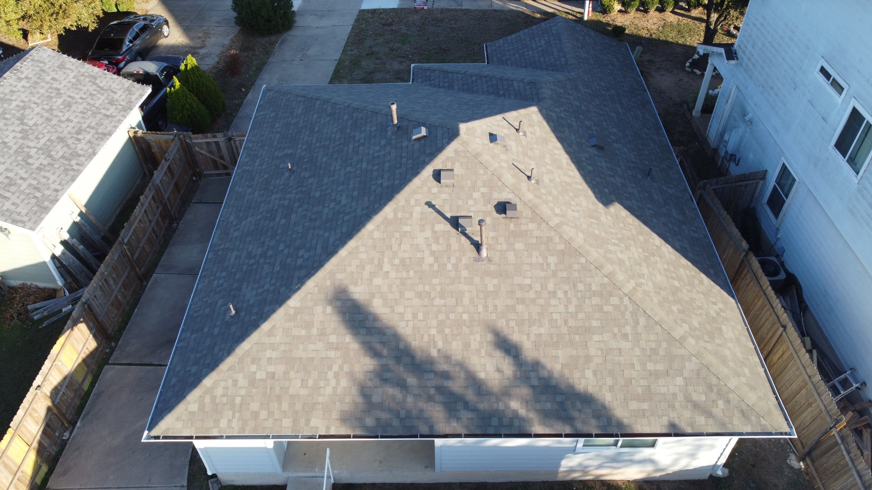 Residential Roofing Installation using Owens Corning Oakridge by Kstylez Roofing & Construction