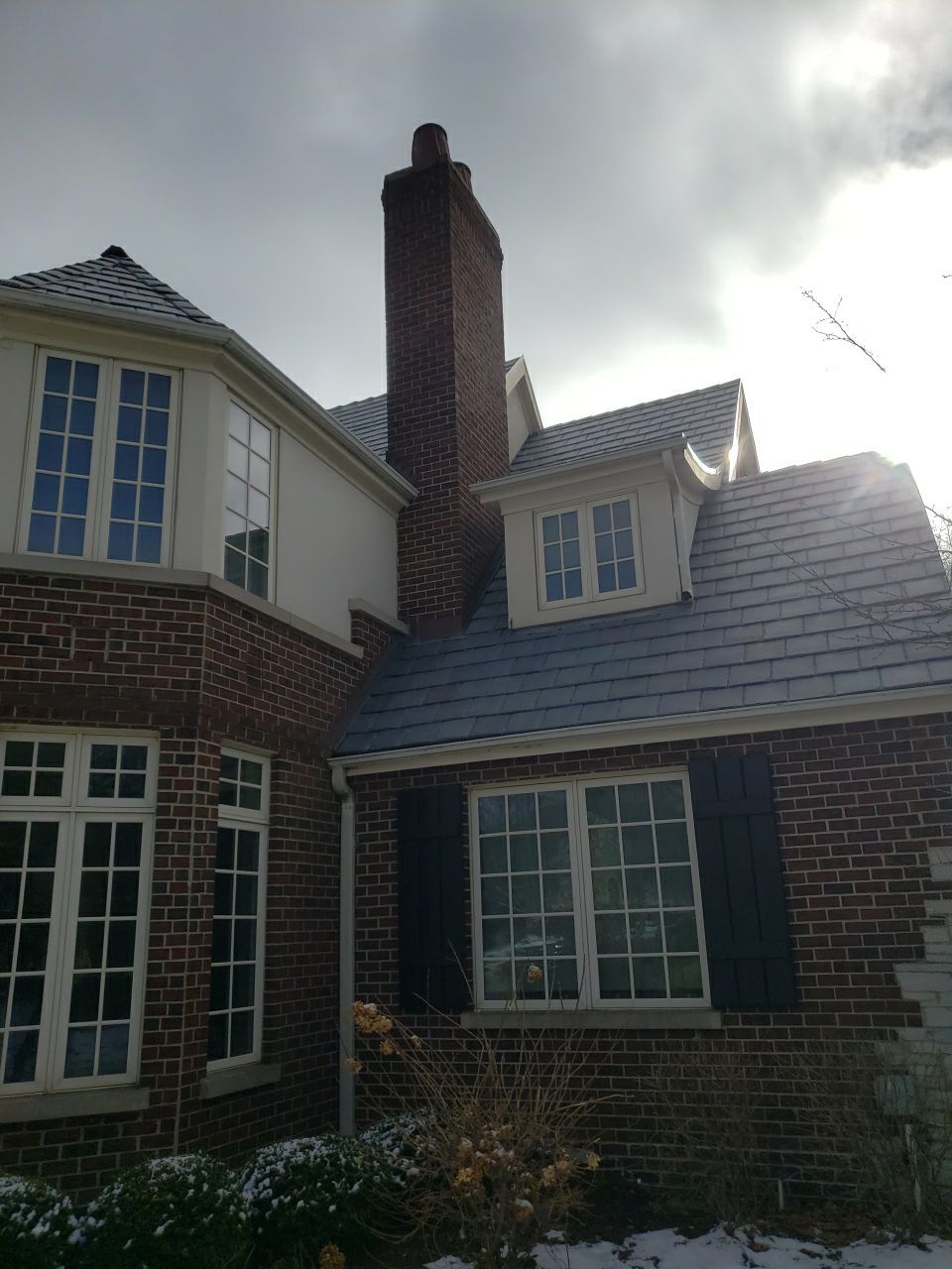 DaVinci Bellaforte Slate Installation with Copper Valleys by Custom Installations, Inc.