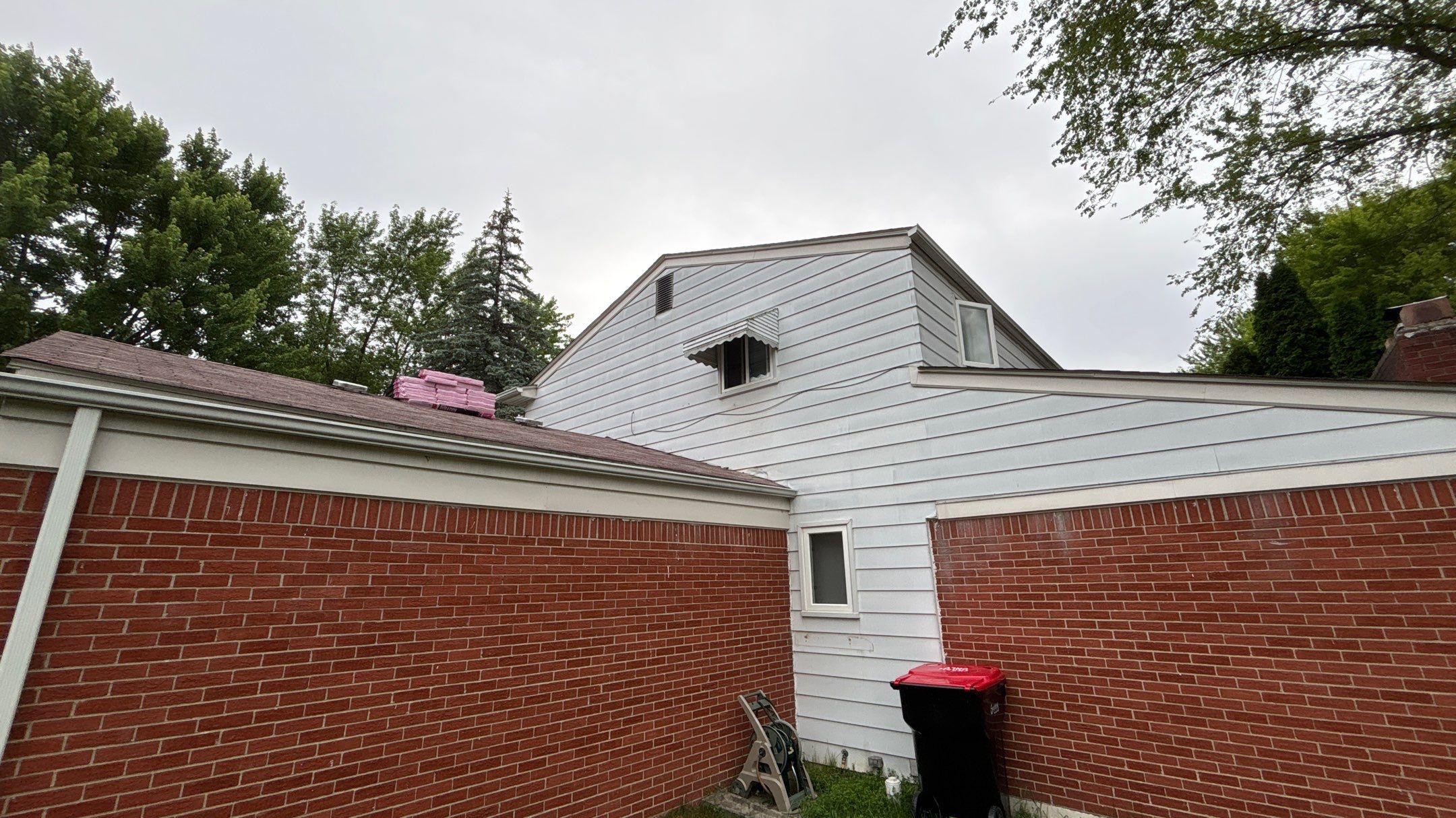 Roof Replacement using Owens Corning Brownwood by 180 Contractors