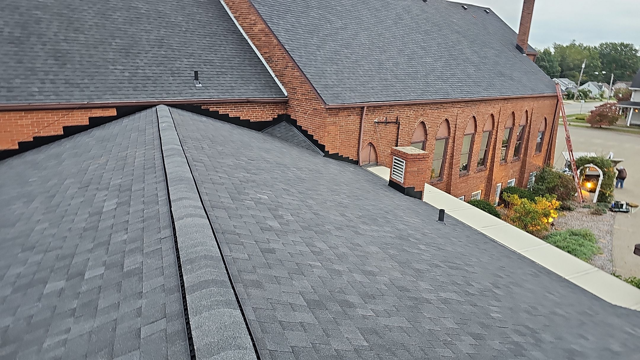 Atlas Pinnacle, Color, Black Pristine, Drip Edge, Color, Birch White by Eagle Eye Roofing