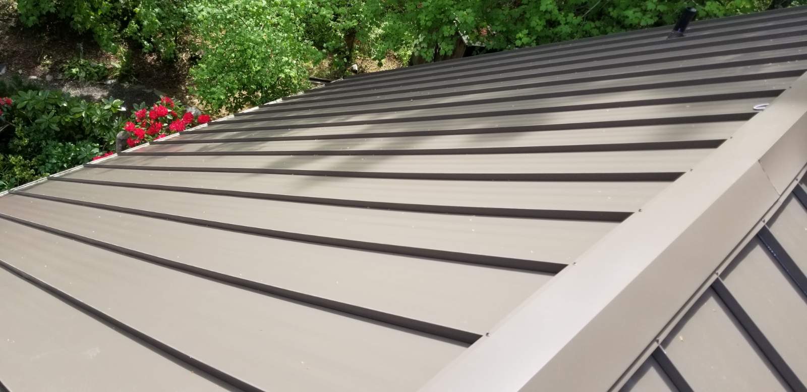 Island job for Mary by RoofWorks Northwest