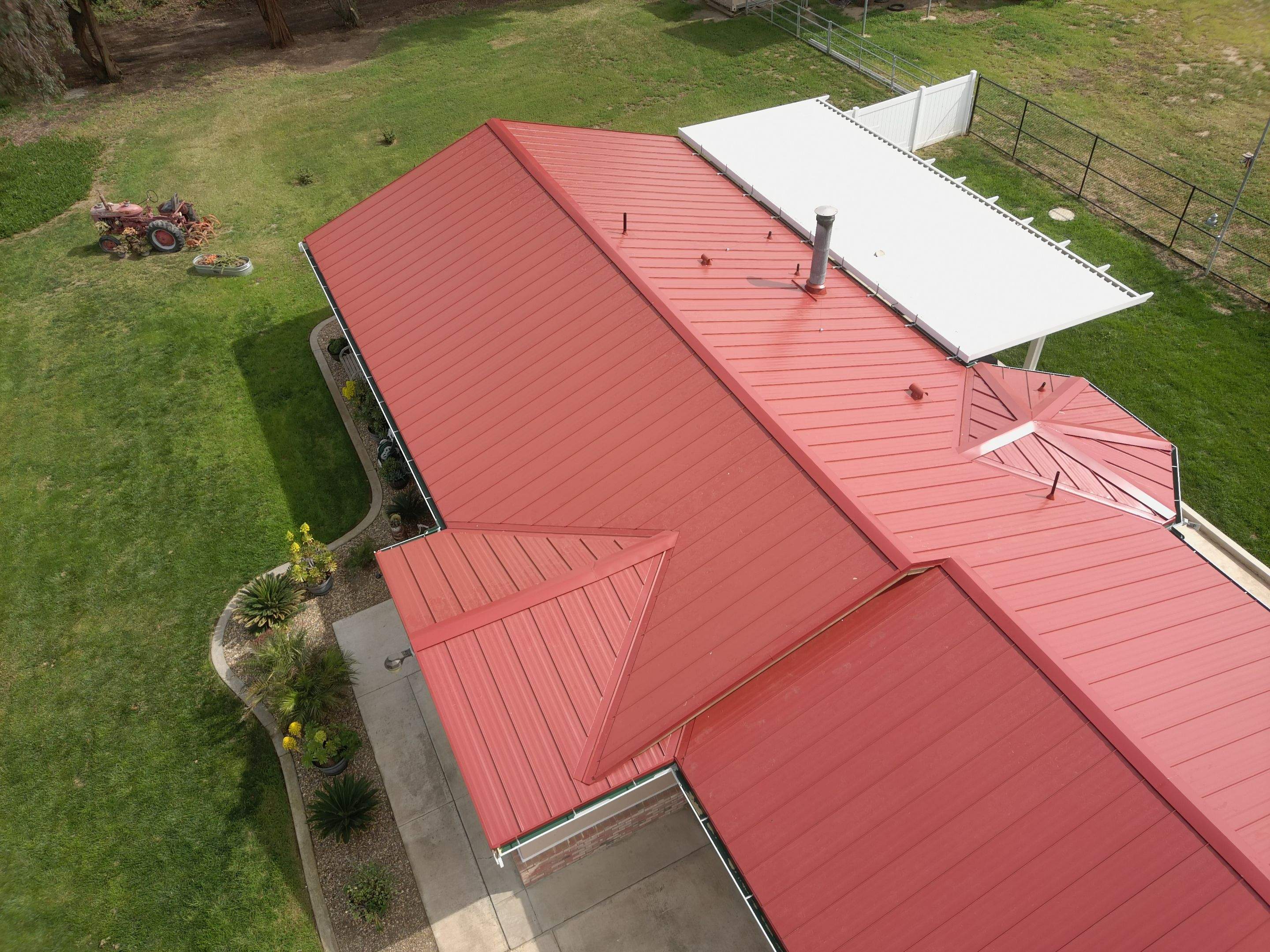Metal Roofing by Straight Edge Roofing Inc