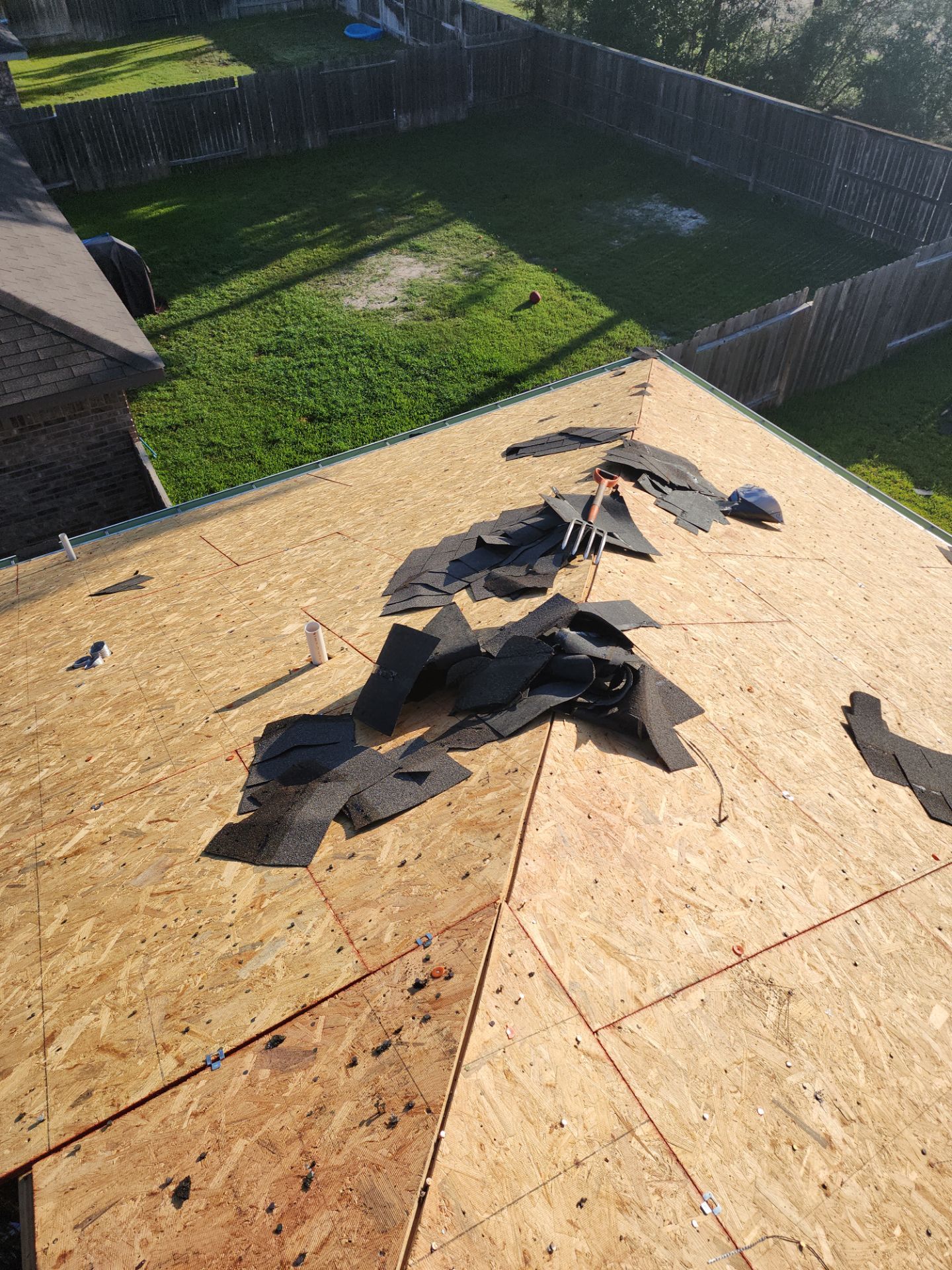 Residential Roofing Installation using Owen's Corning Duration (Lifetime) Shingles by Roof Repair Company