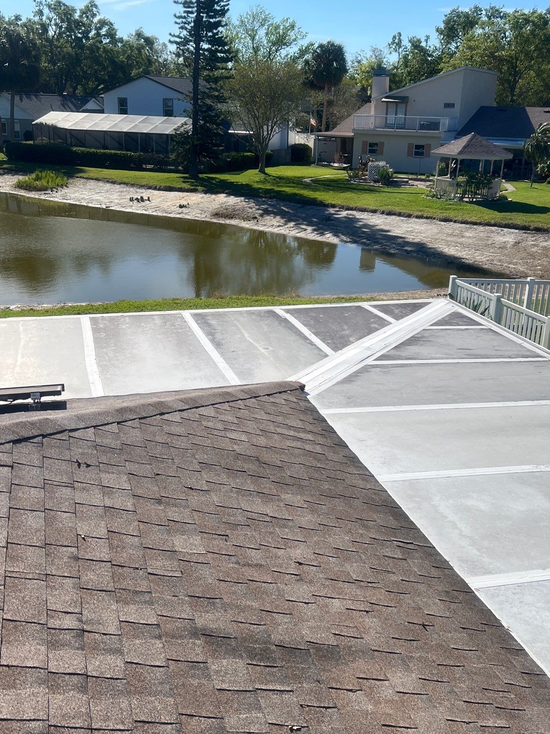 Owens Corning Designer Series (Summer Harvest) by RoofGuru AI LLC