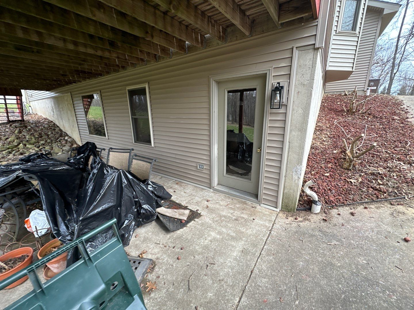Siding Replacement using Certainteed Restoration Classic D4 by 180 Contractors