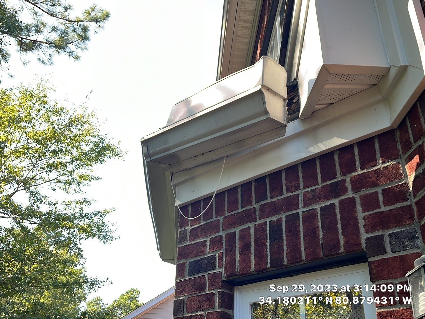 Soffit Water Damage by Thompson Industrial