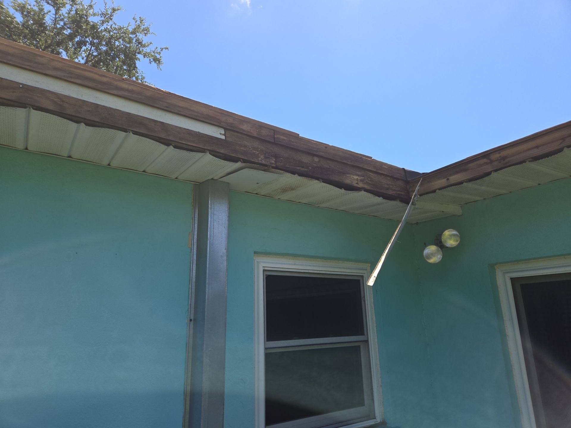 Project in St. Petersburg 33710 by Mitchell Roofing Company LLC 