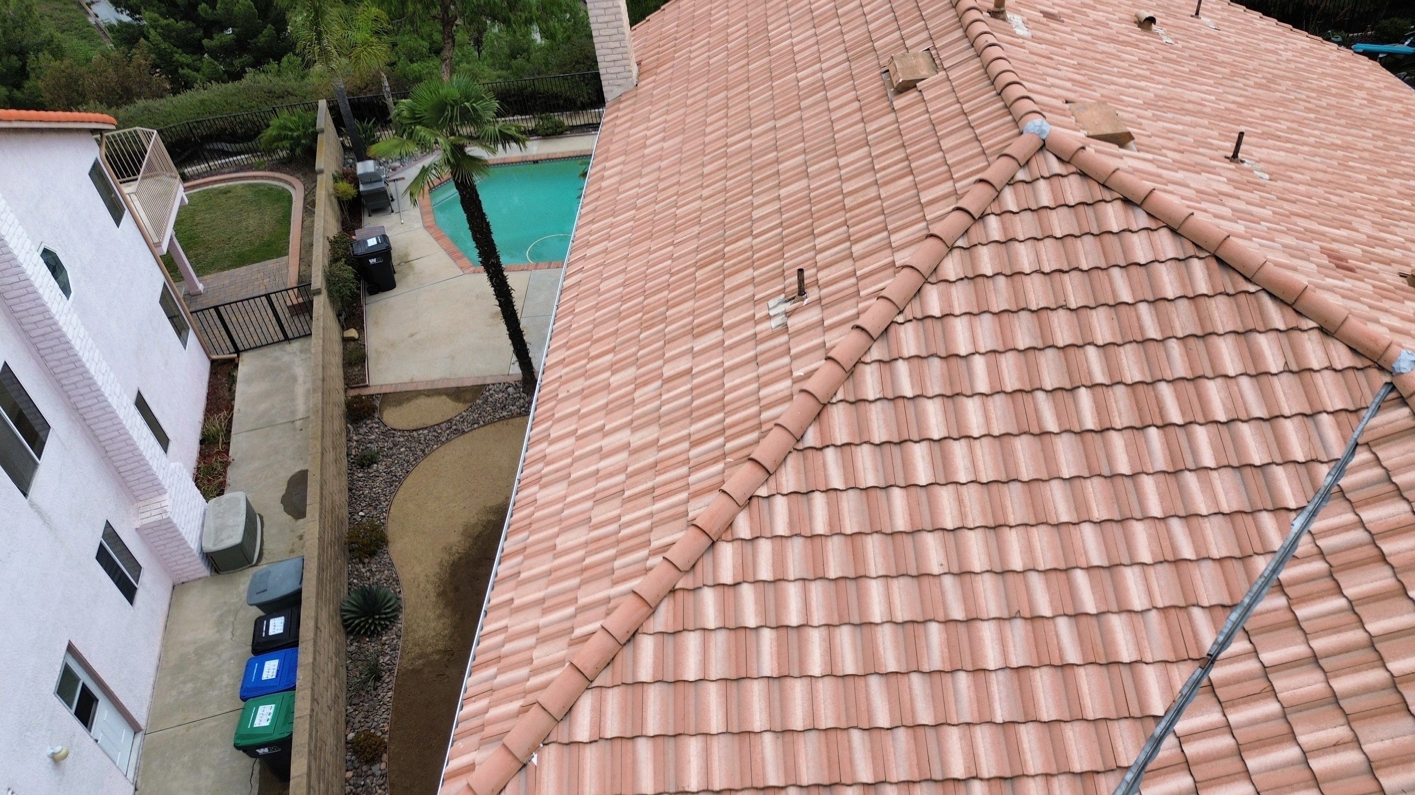 Roof Cleaning by Pirate Pete’s Power Washing