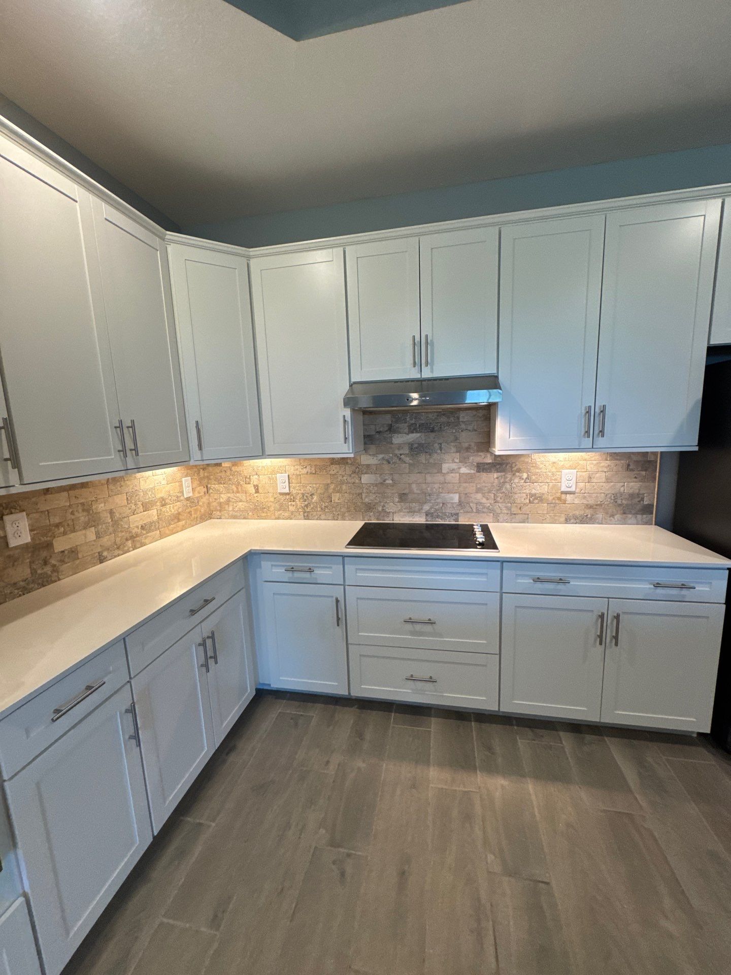 Backsplash by Vrmmm Flooring