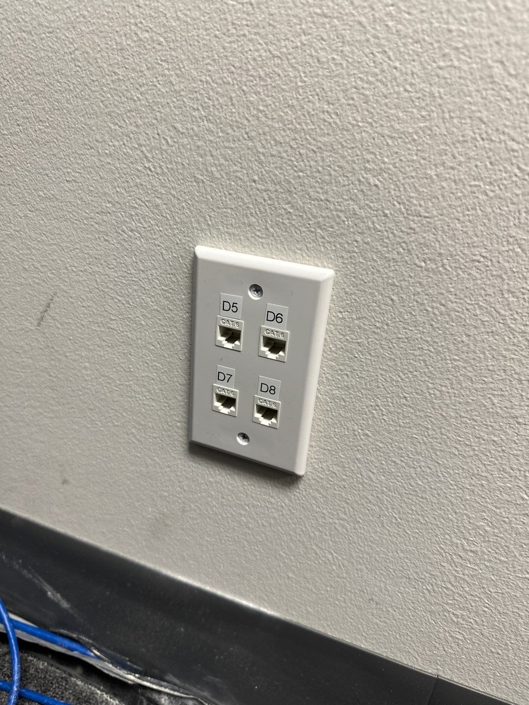 West Palm Beach Airport – Fiber Optic & Point-to-Point Wireless Bridge Network Installation by TeleCommPro